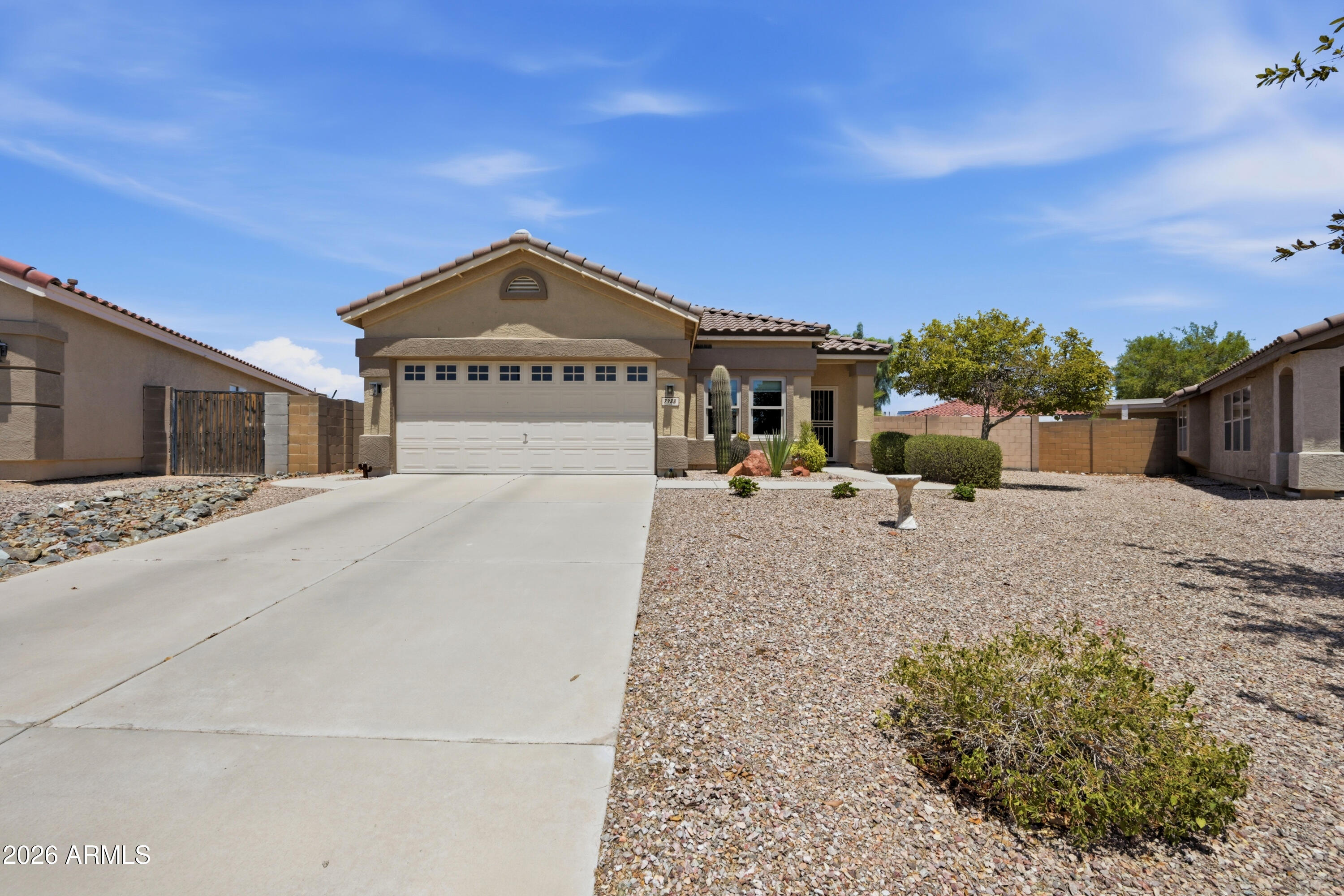 ROUNDTREE RANCH - Residential