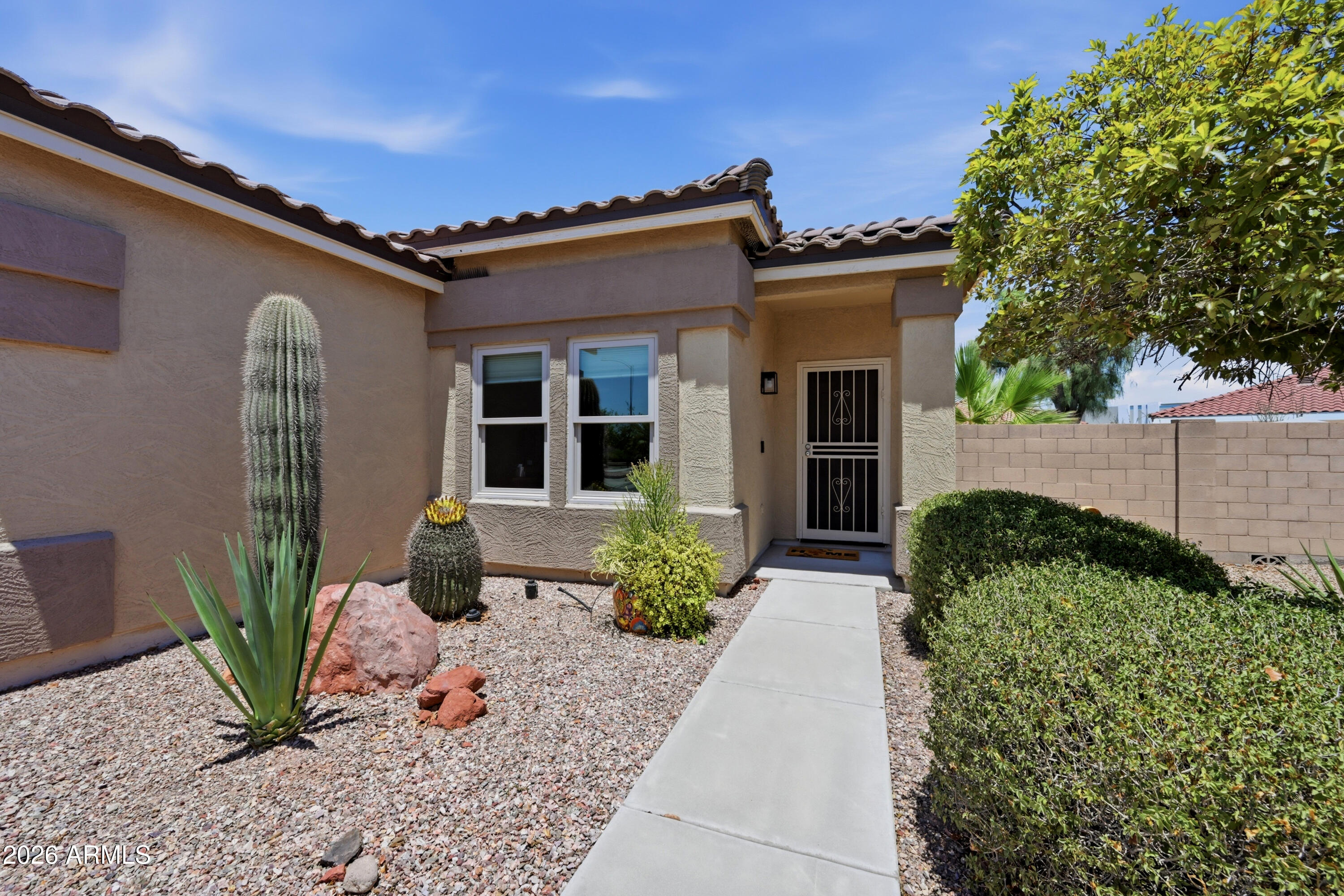 ROUNDTREE RANCH - Residential