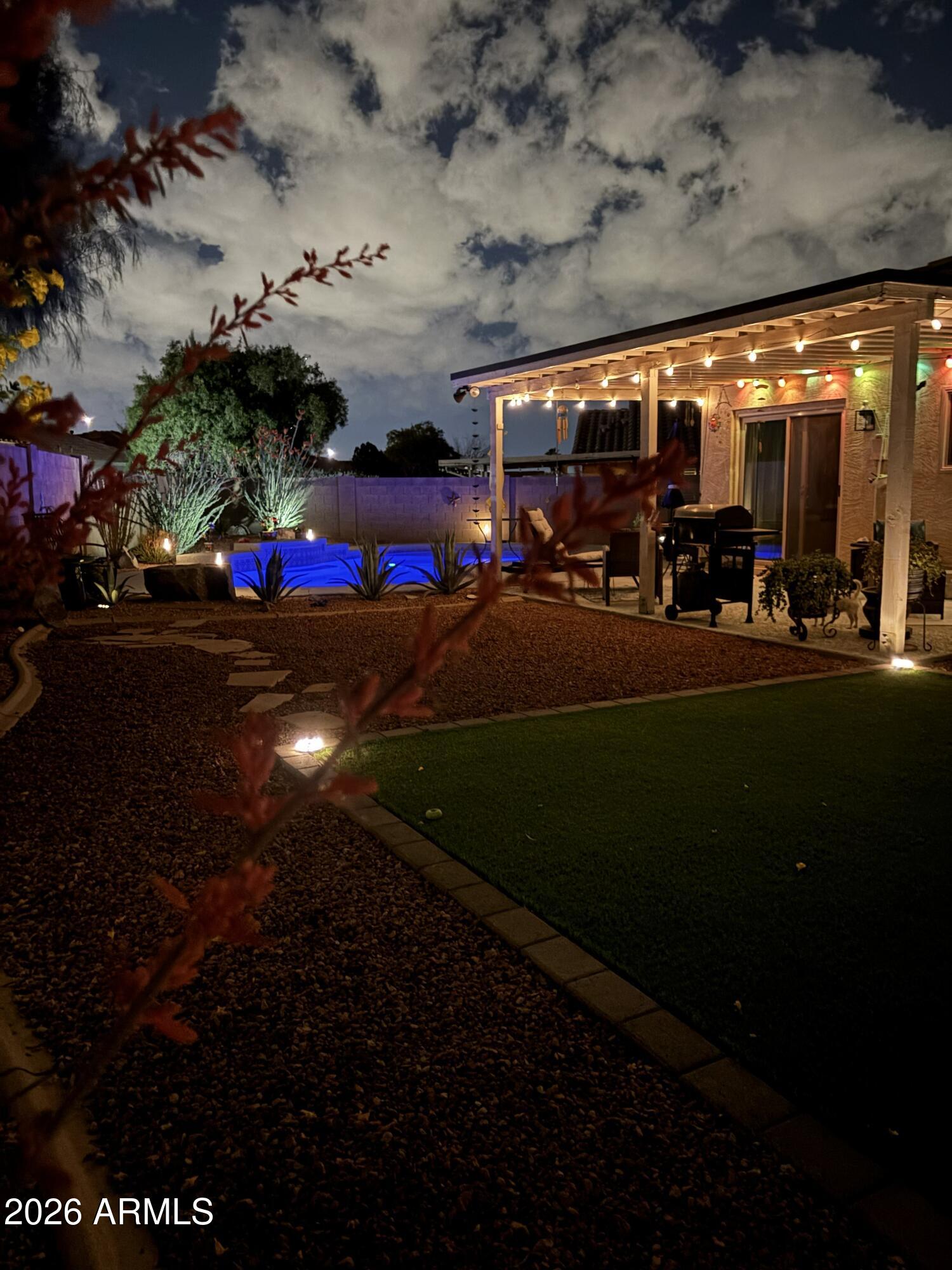 ROUNDTREE RANCH - Residential