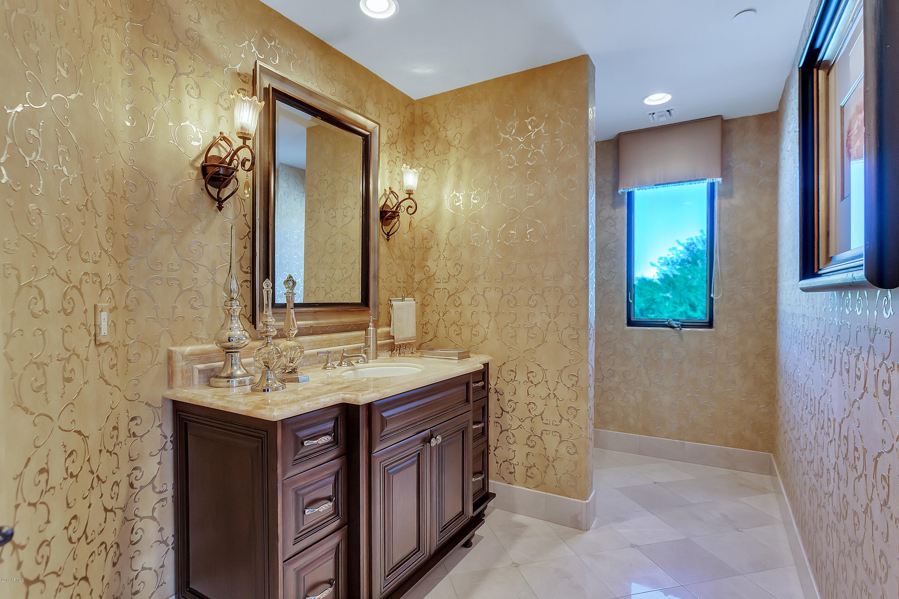 CAMELBACK LANDS - Residential