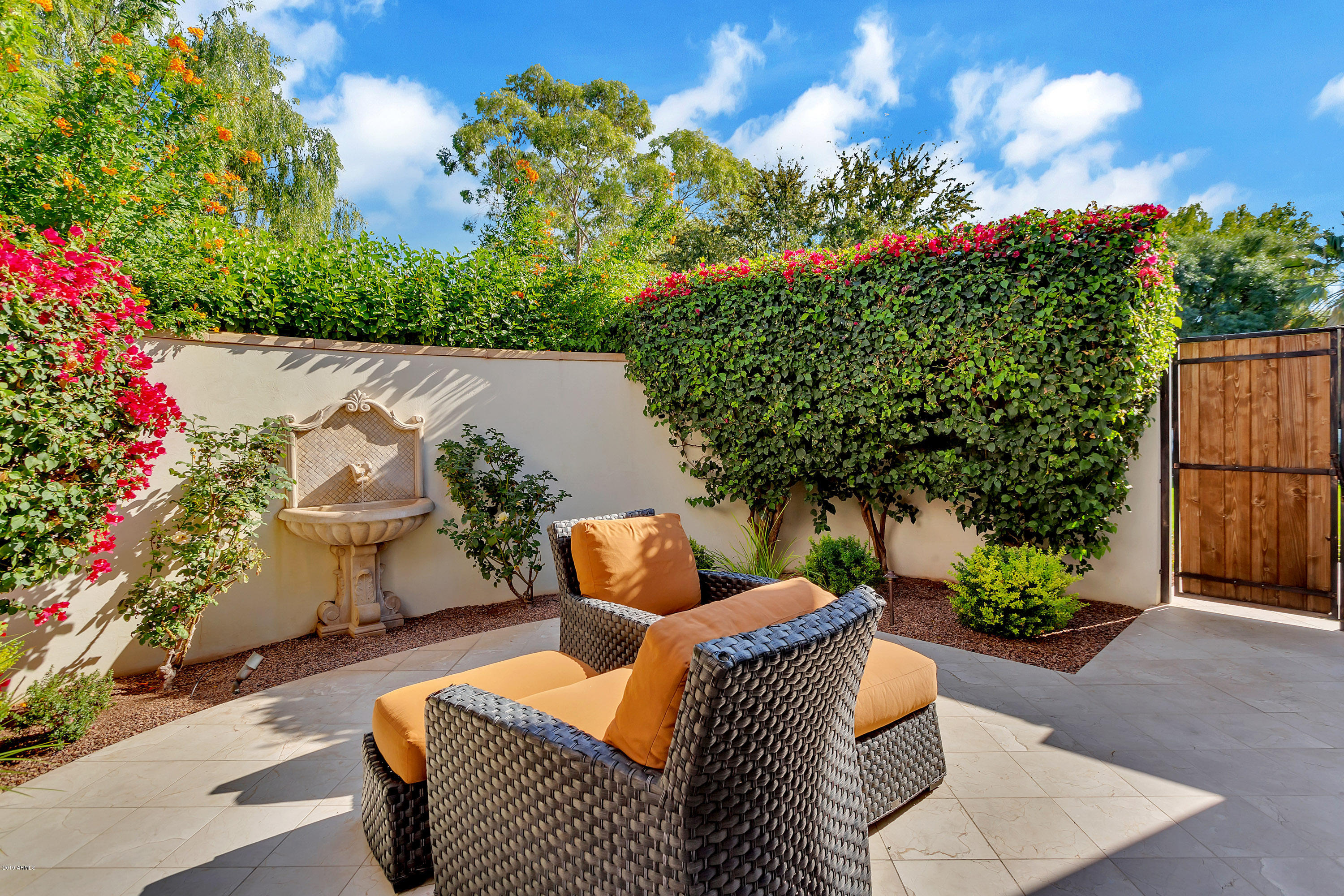 CAMELBACK LANDS - Residential