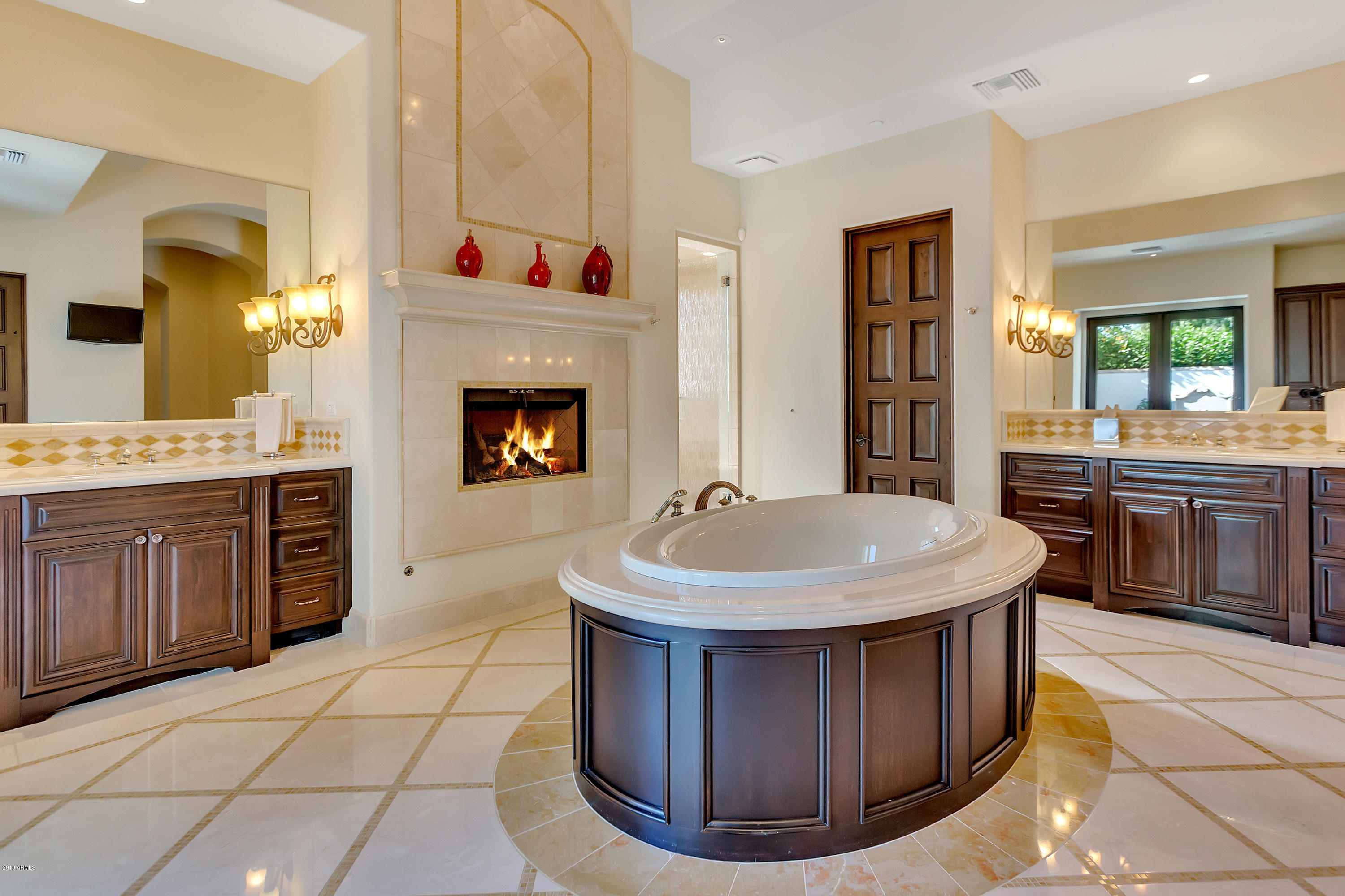 CAMELBACK LANDS - Residential