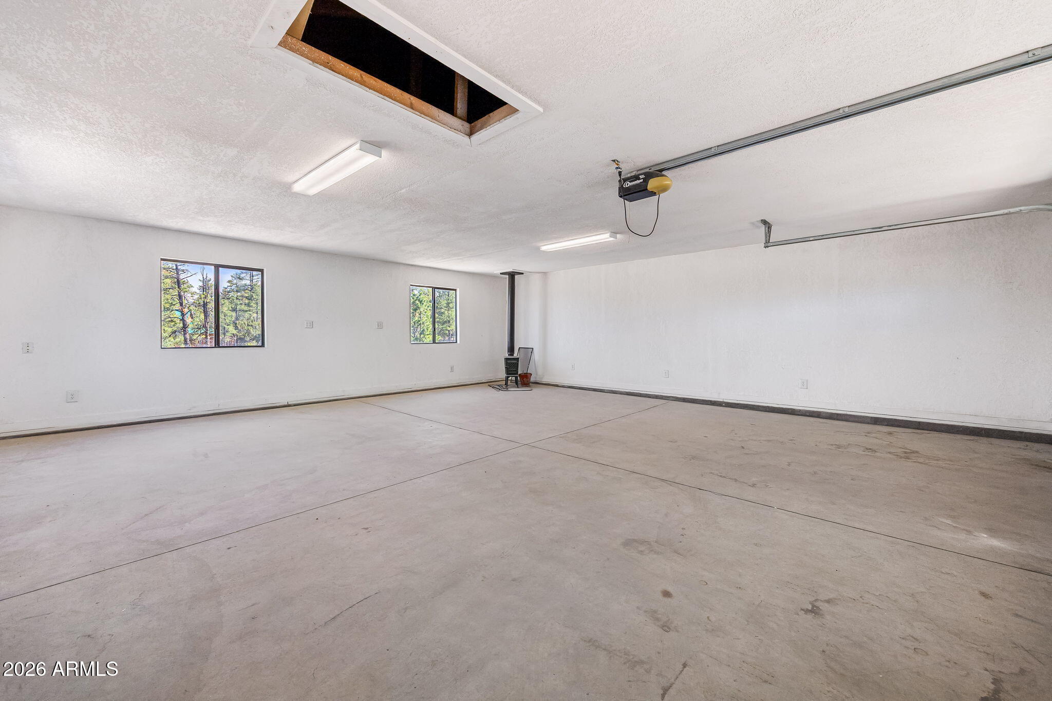 BUCKSKIN ARTISTS COMMUNITY WEST - Residential