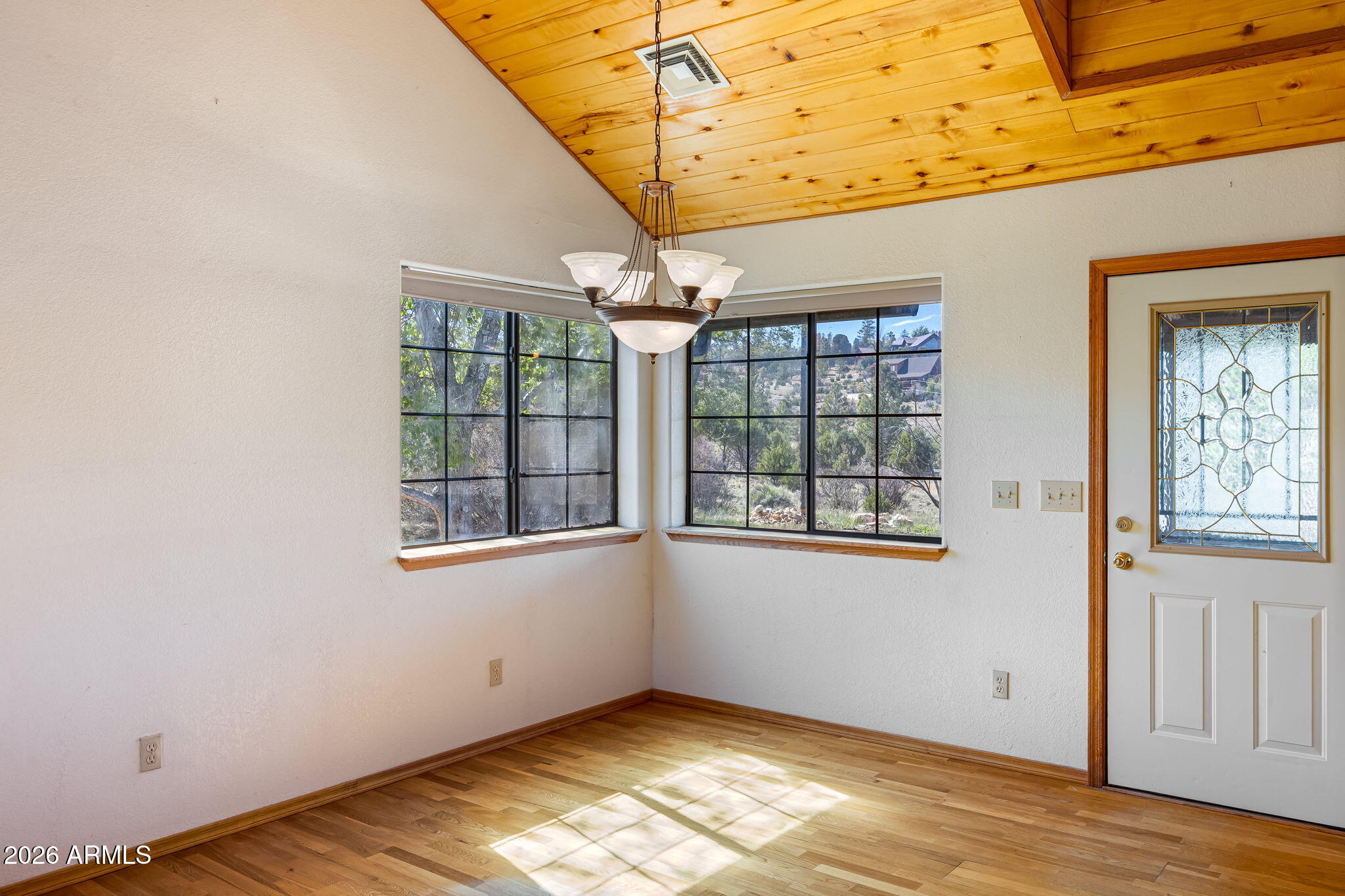 BUCKSKIN ARTISTS COMMUNITY WEST - Residential