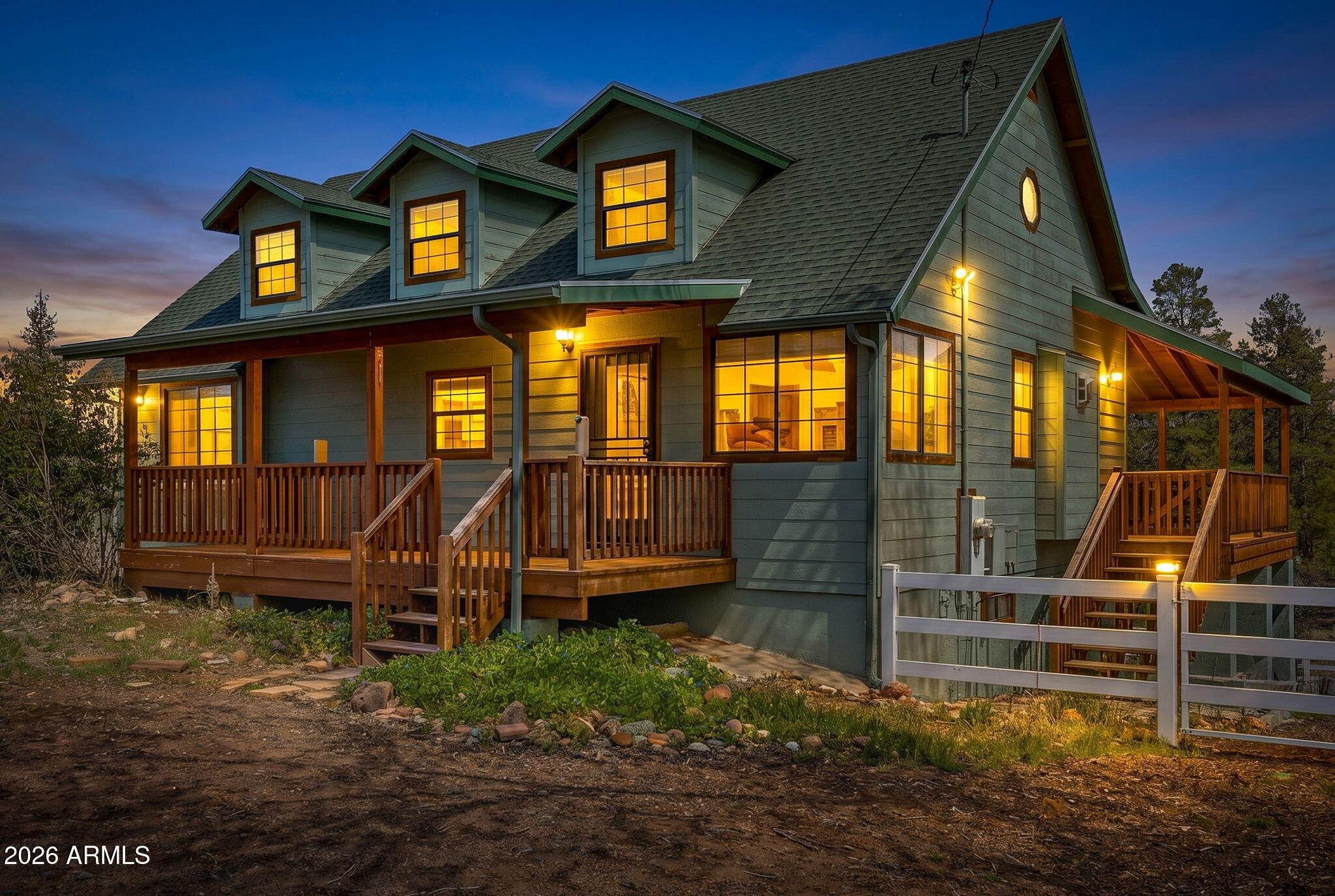 BUCKSKIN ARTISTS COMMUNITY WEST - Residential