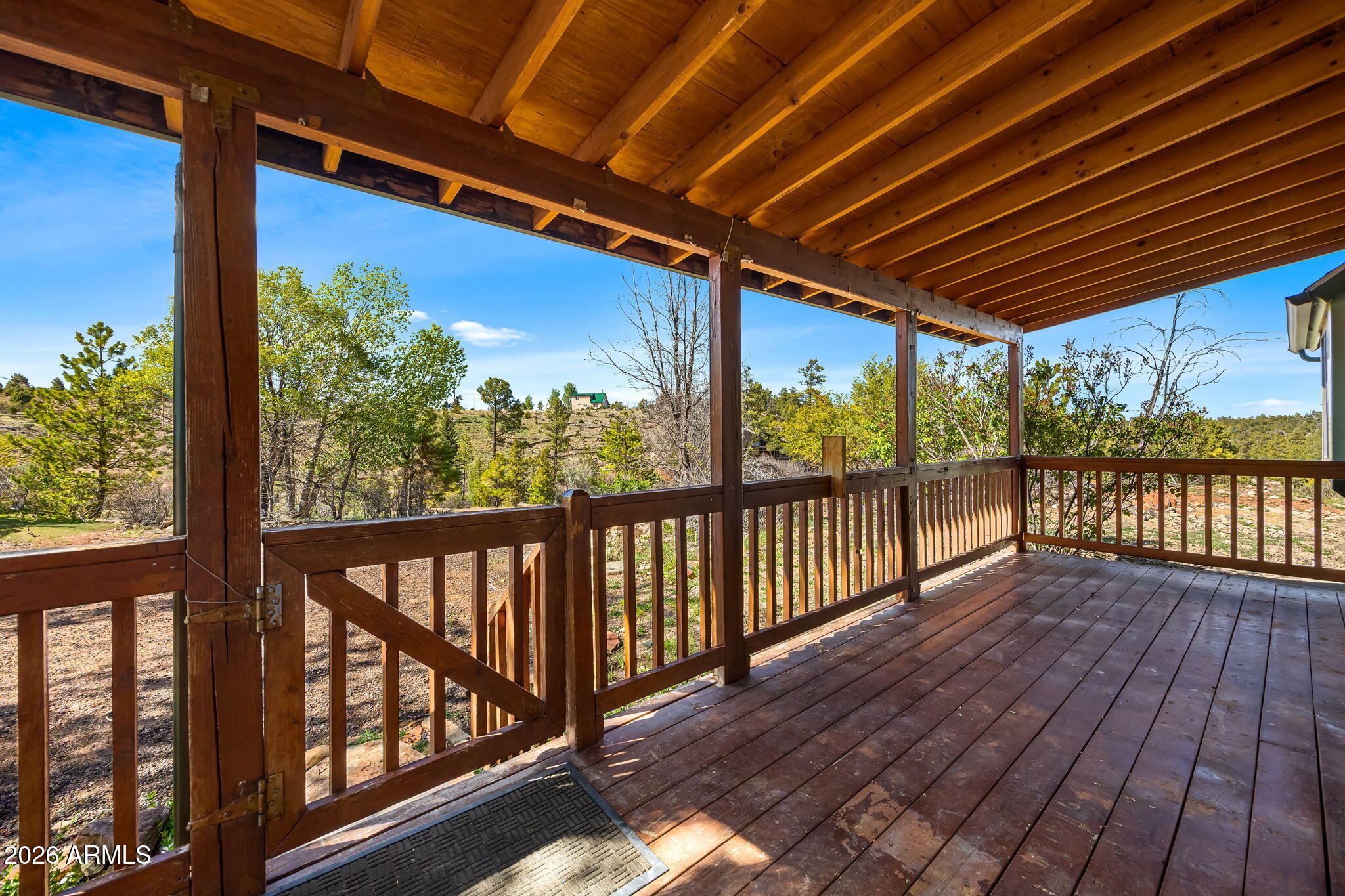 BUCKSKIN ARTISTS COMMUNITY WEST - Residential