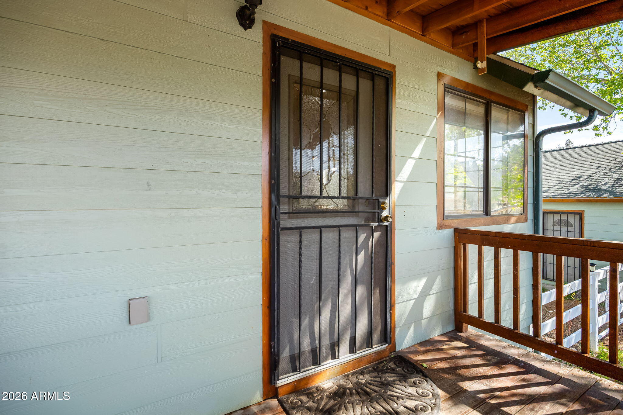 BUCKSKIN ARTISTS COMMUNITY WEST - Residential