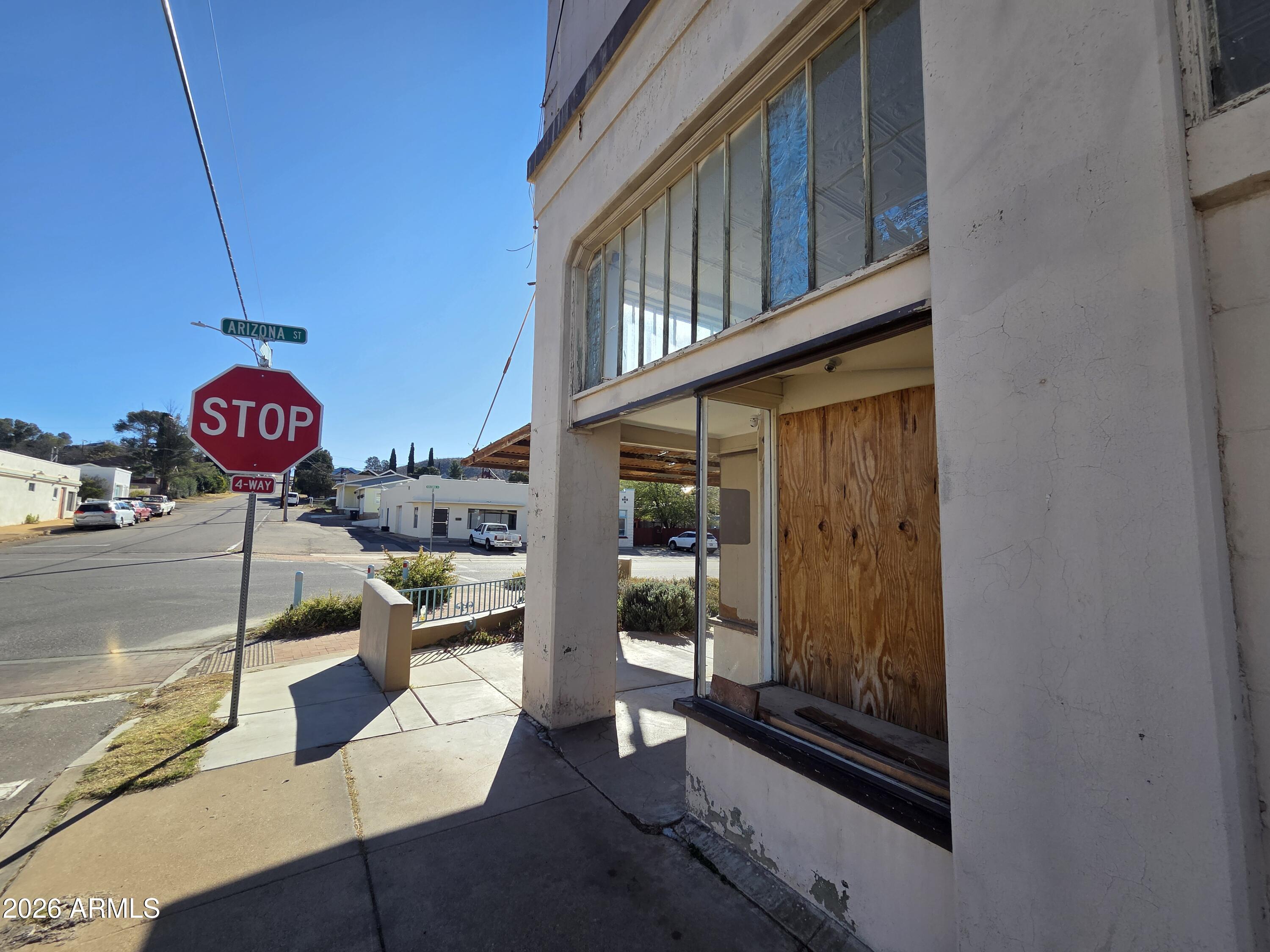 Warren - Commercial Sale