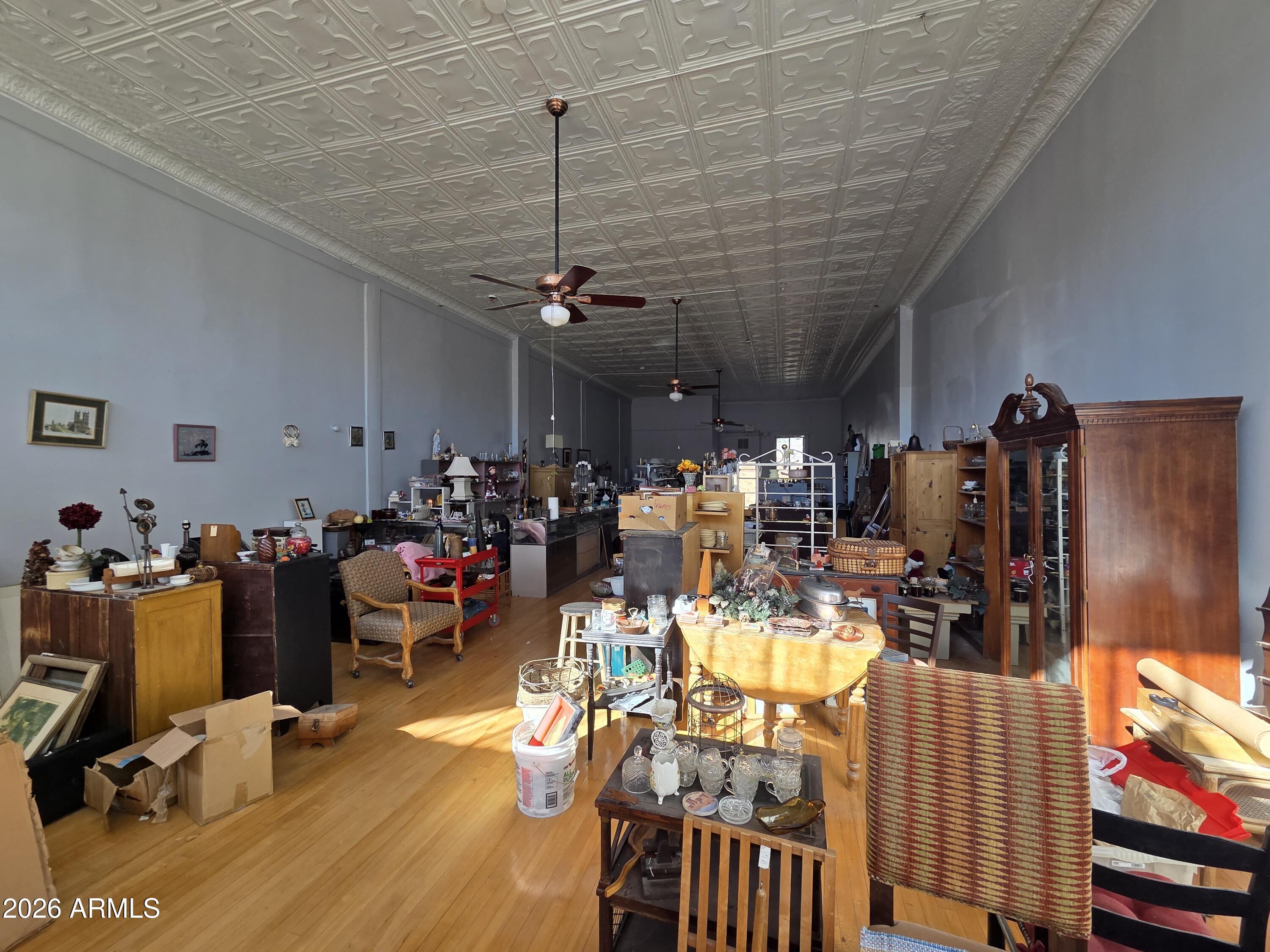 Warren - Commercial Sale