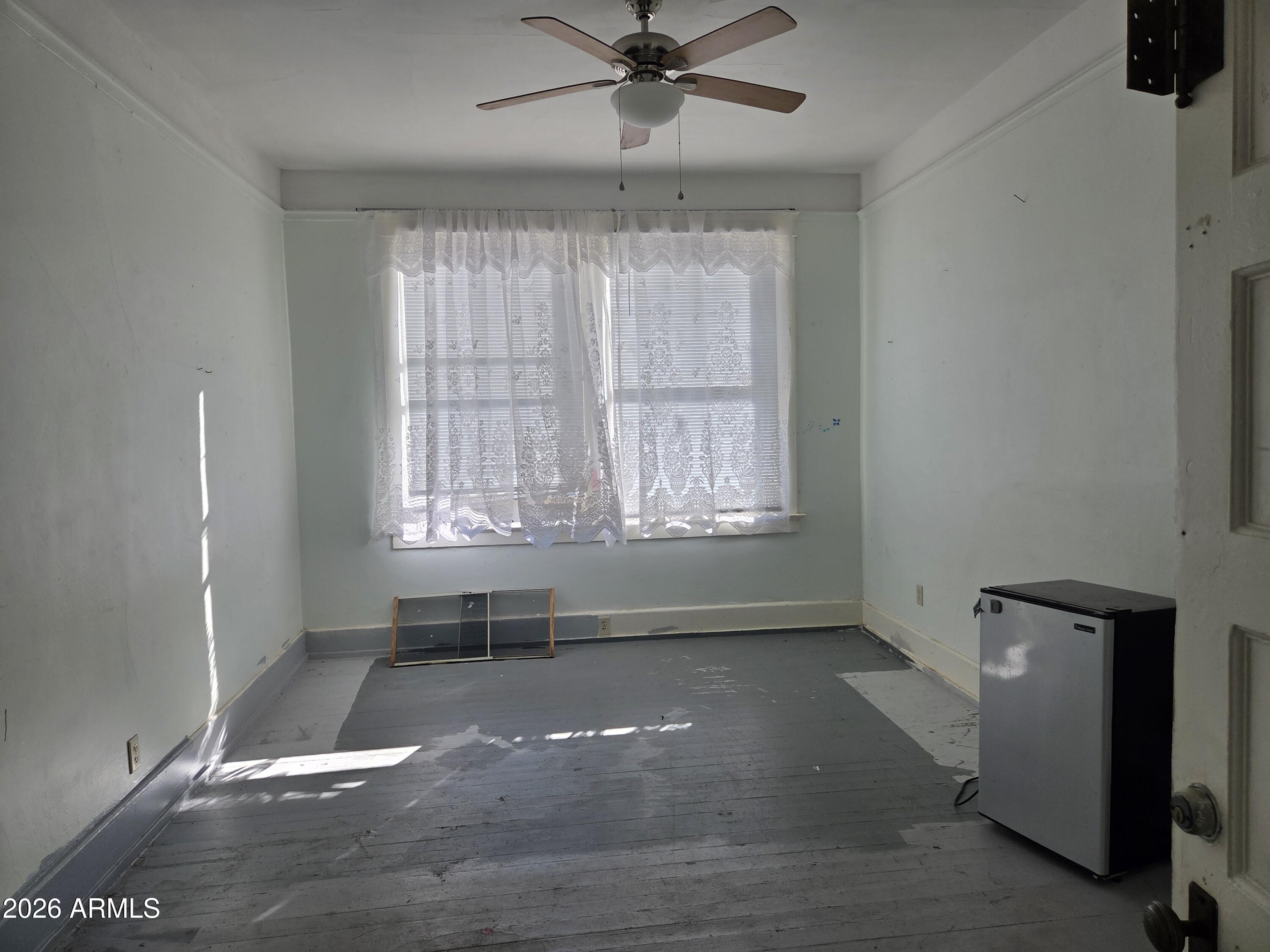 Warren - Commercial Sale