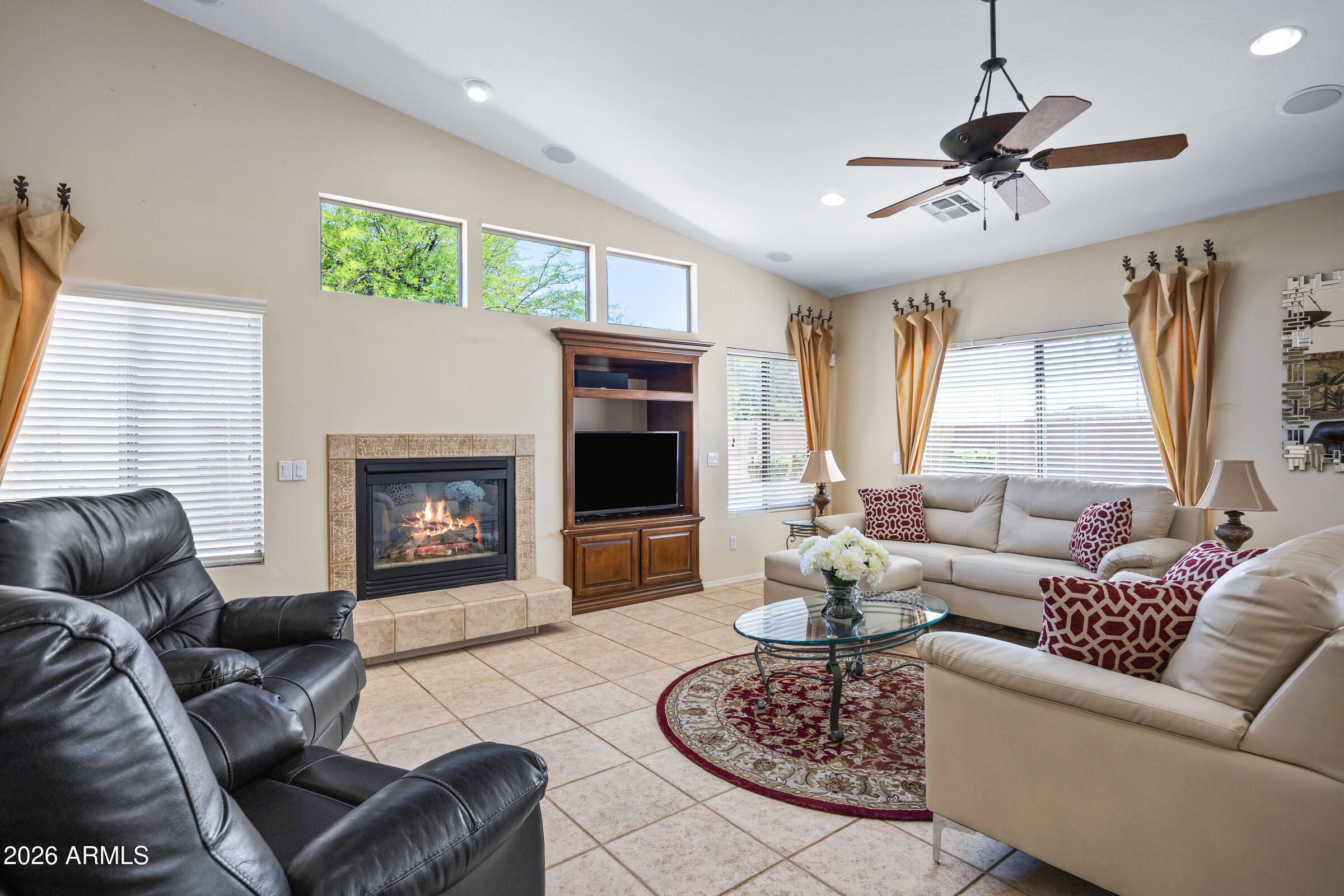 SAGUARO VISTA ESTATES - Residential