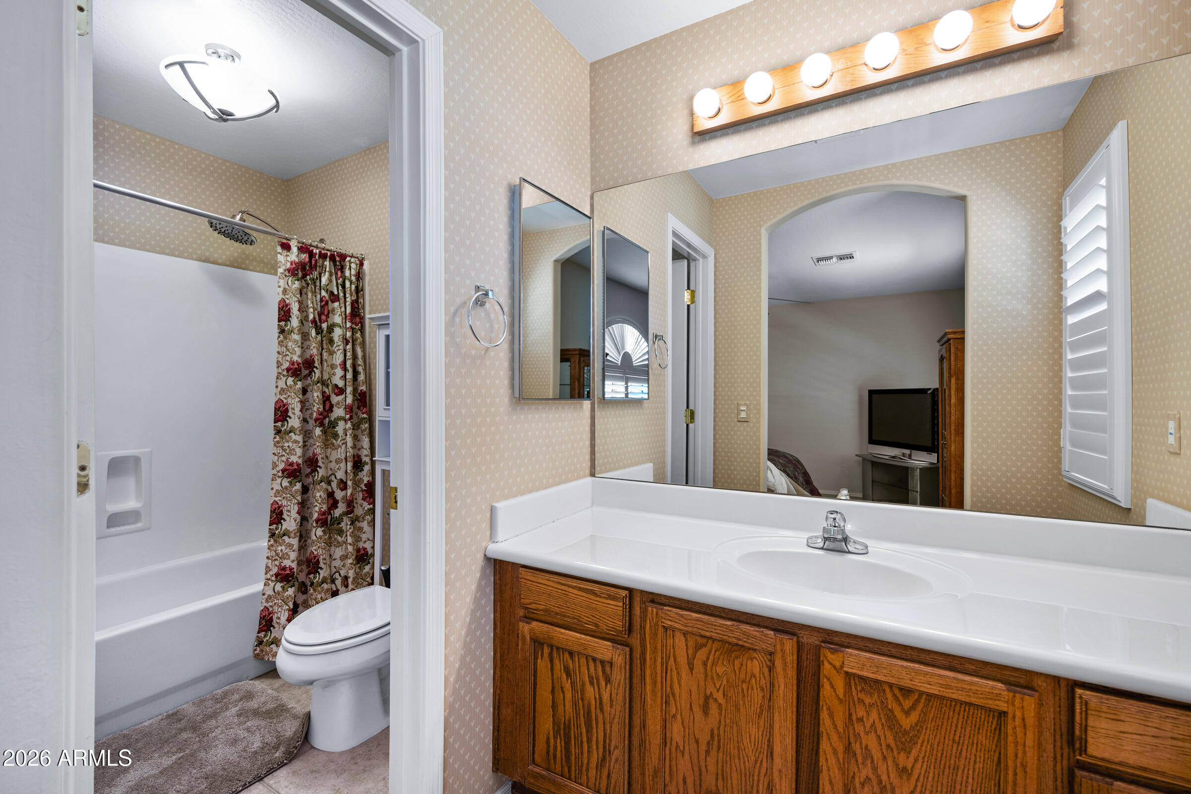 SAGUARO VISTA ESTATES - Residential