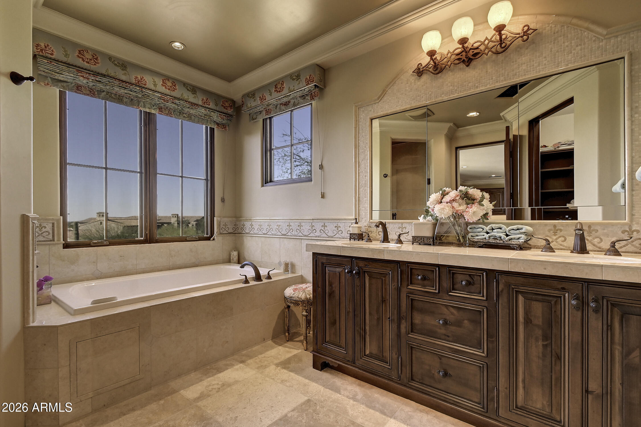 DC RANCH - Residential