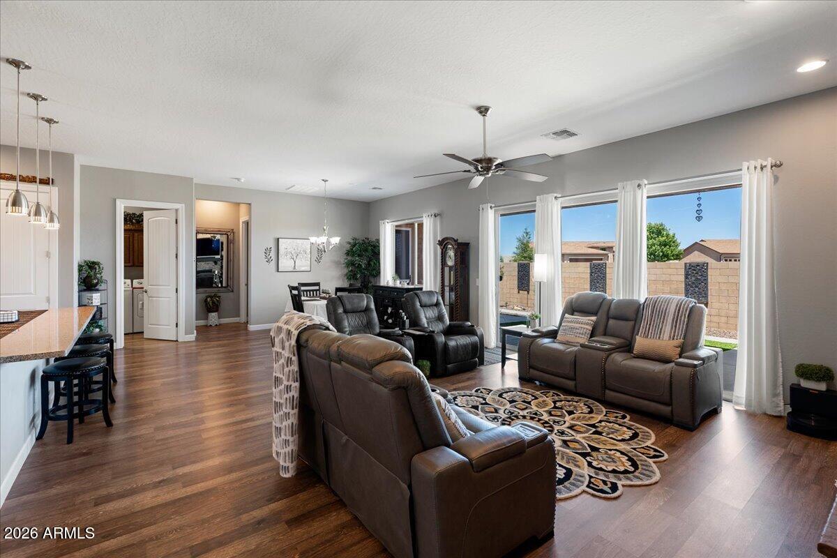 VIEWPOINT NORTH 15 - Residential