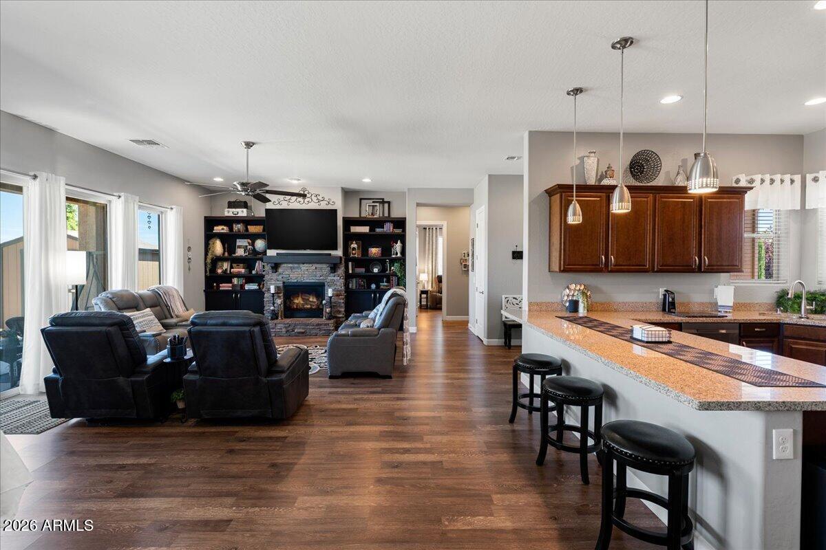 VIEWPOINT NORTH 15 - Residential