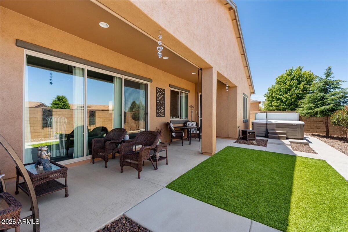 VIEWPOINT NORTH 15 - Residential