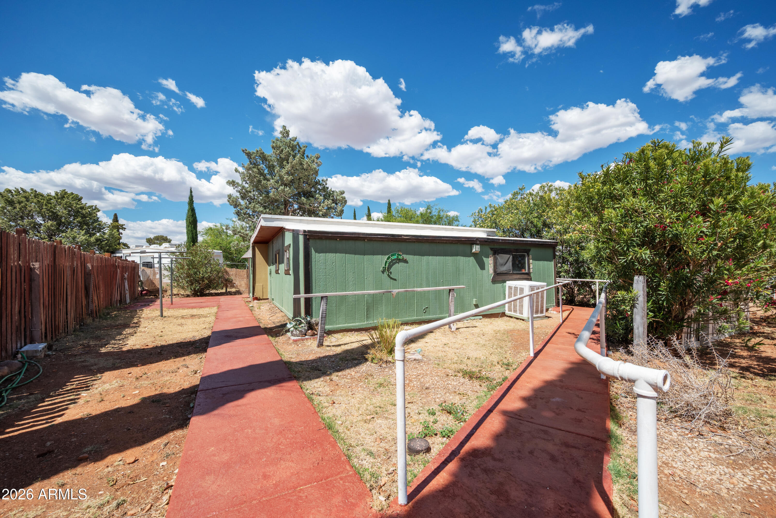 GOLDEN MEADOWS 2 - Residential