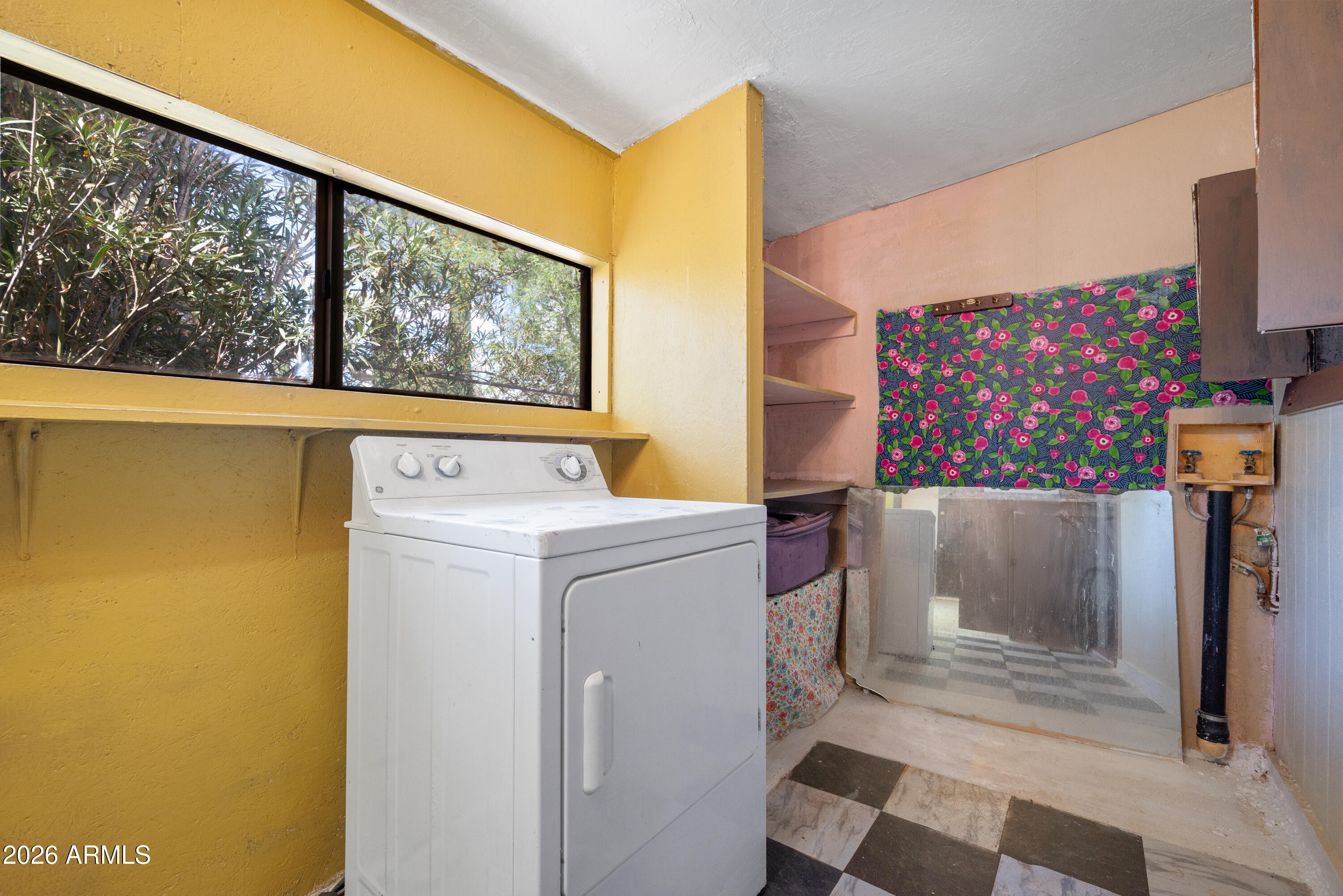 GOLDEN MEADOWS 2 - Residential