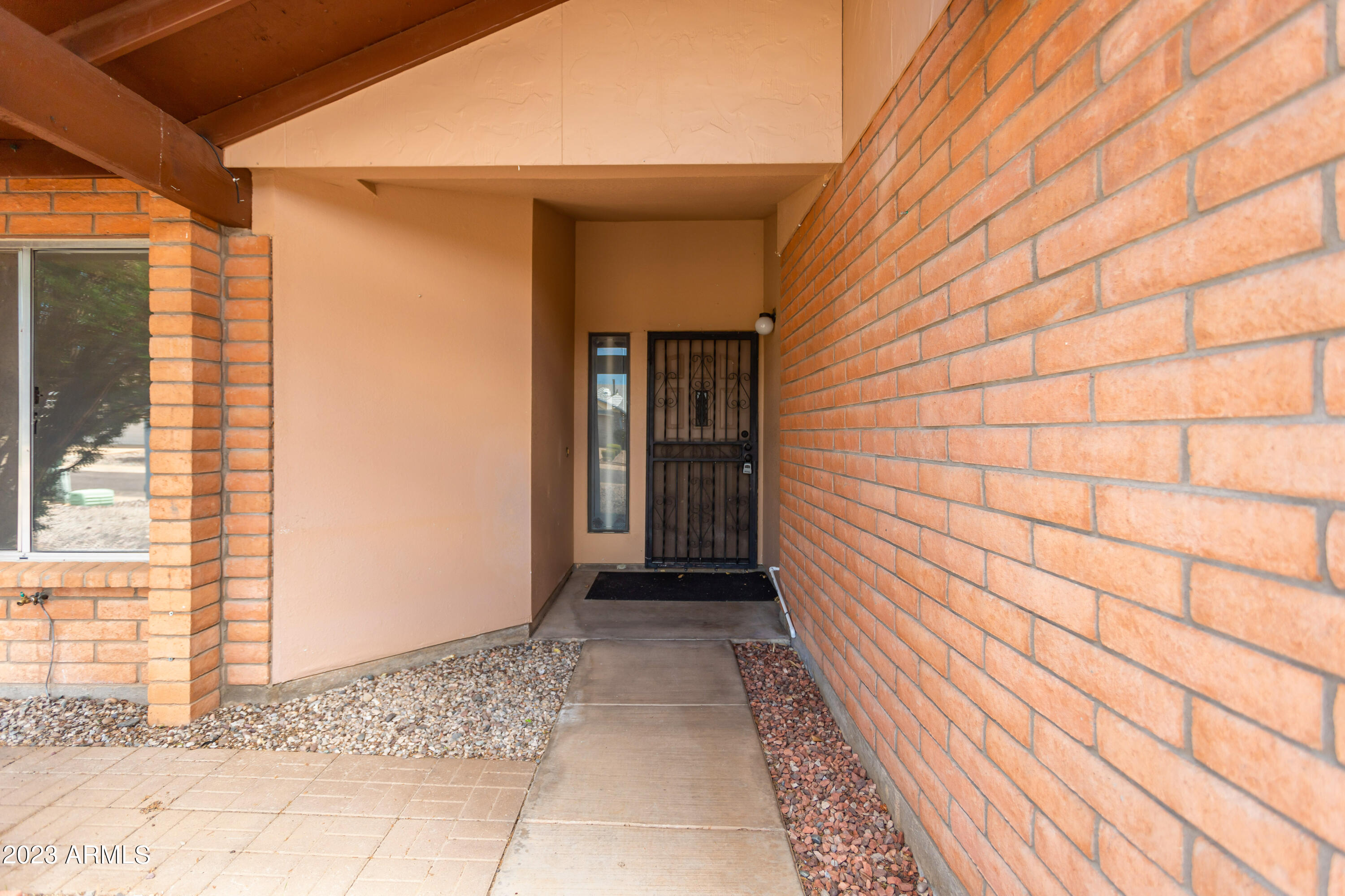 VILLAGE GREEN - Residential