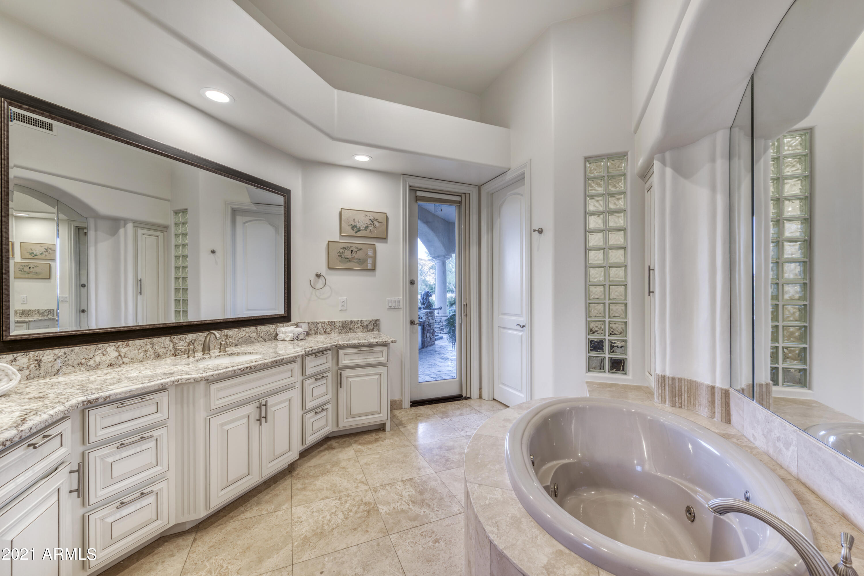 COLLICE PORTNOFF ESTATES AMD - Residential