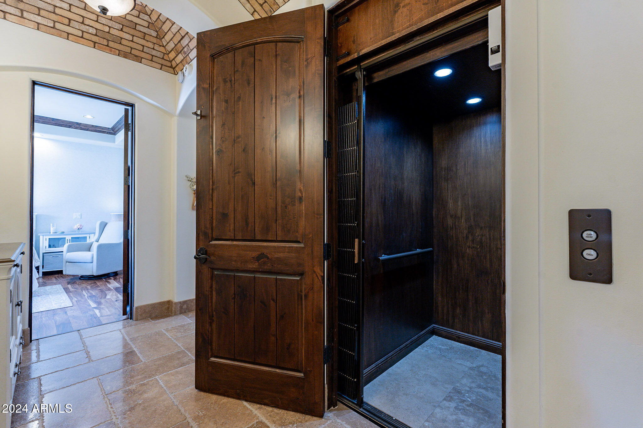 PINNACLE CANYON AT TROON NORTH - Residential