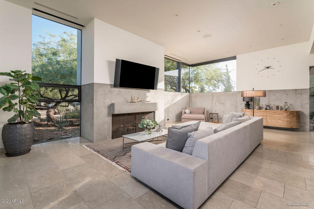 Villa de Cabrillo - Residential