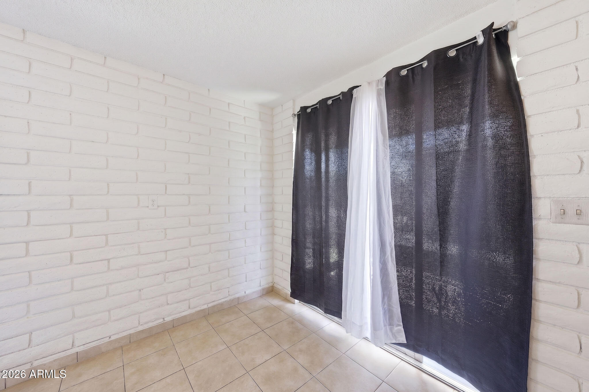 PALOMINO ESTATES - Residential Income