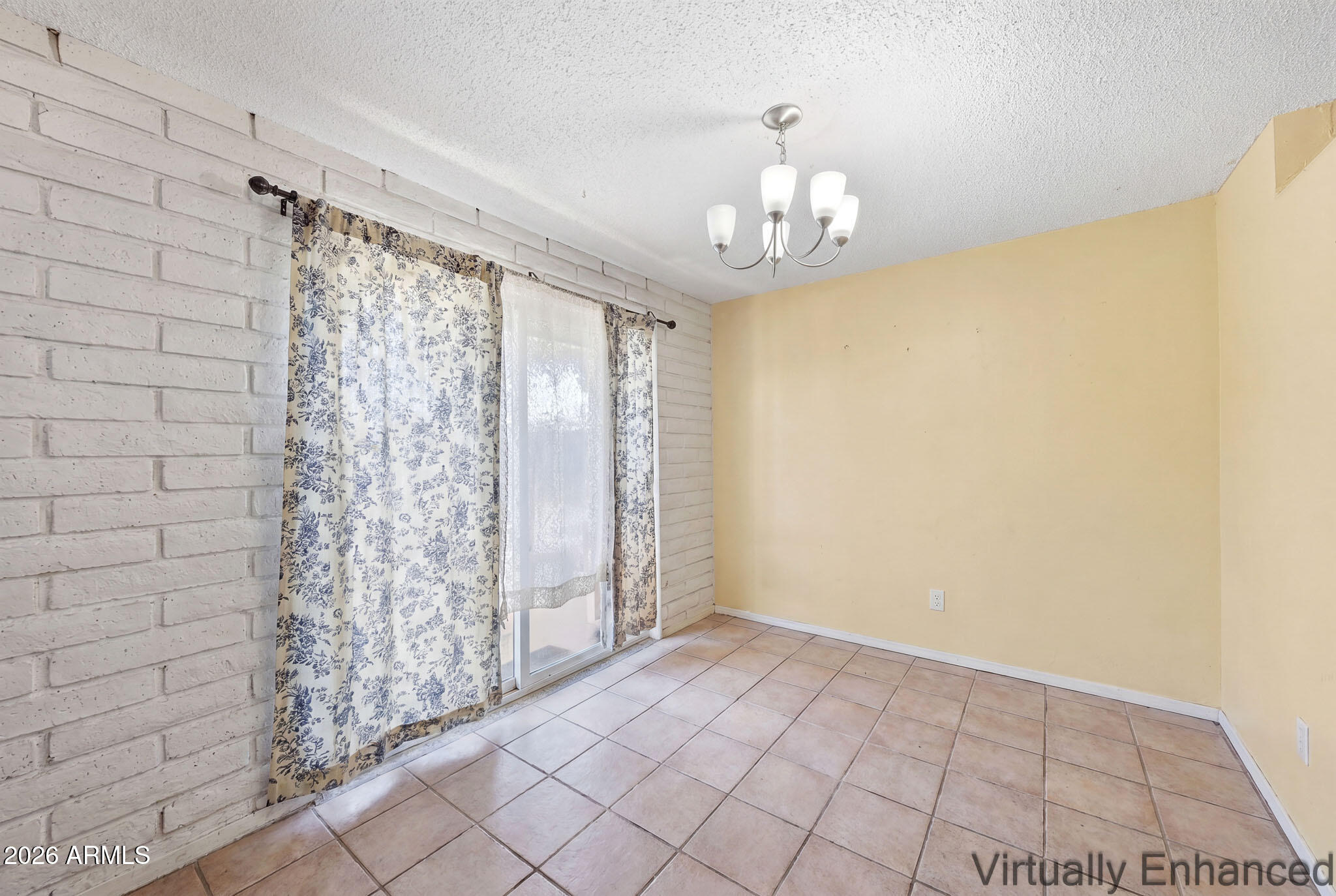 PALOMINO ESTATES - Residential Income
