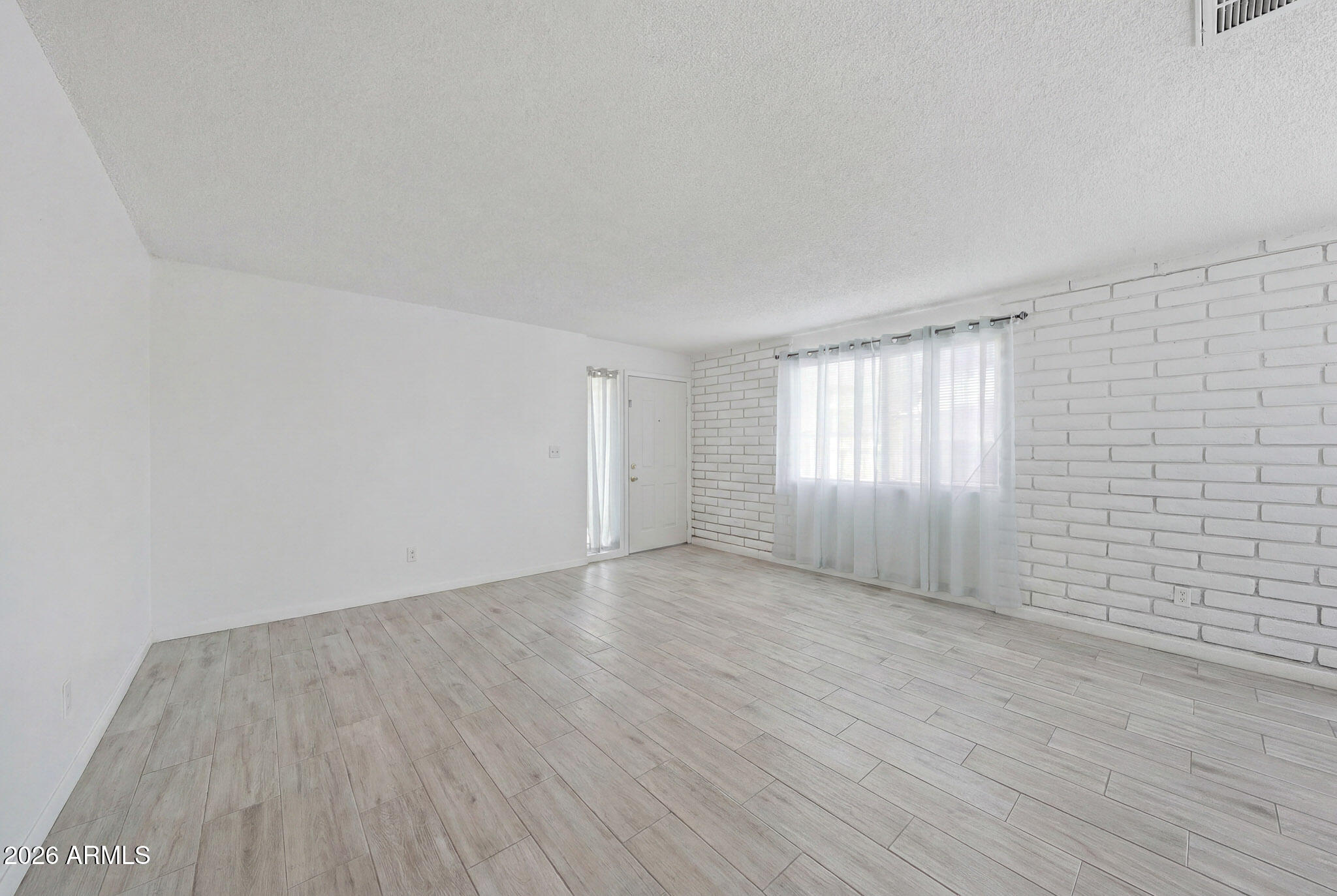 PALOMINO ESTATES - Residential Income
