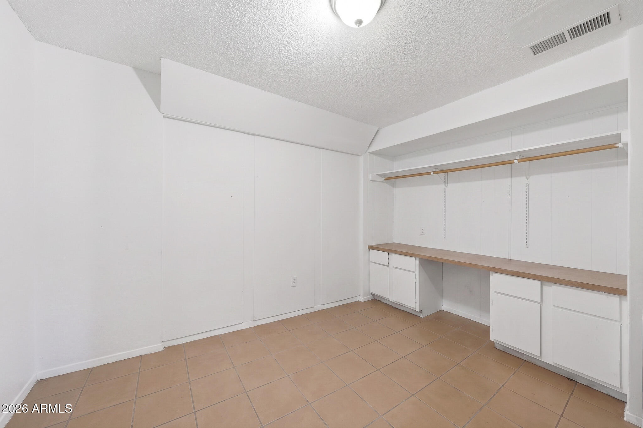 PALOMINO ESTATES - Residential Income