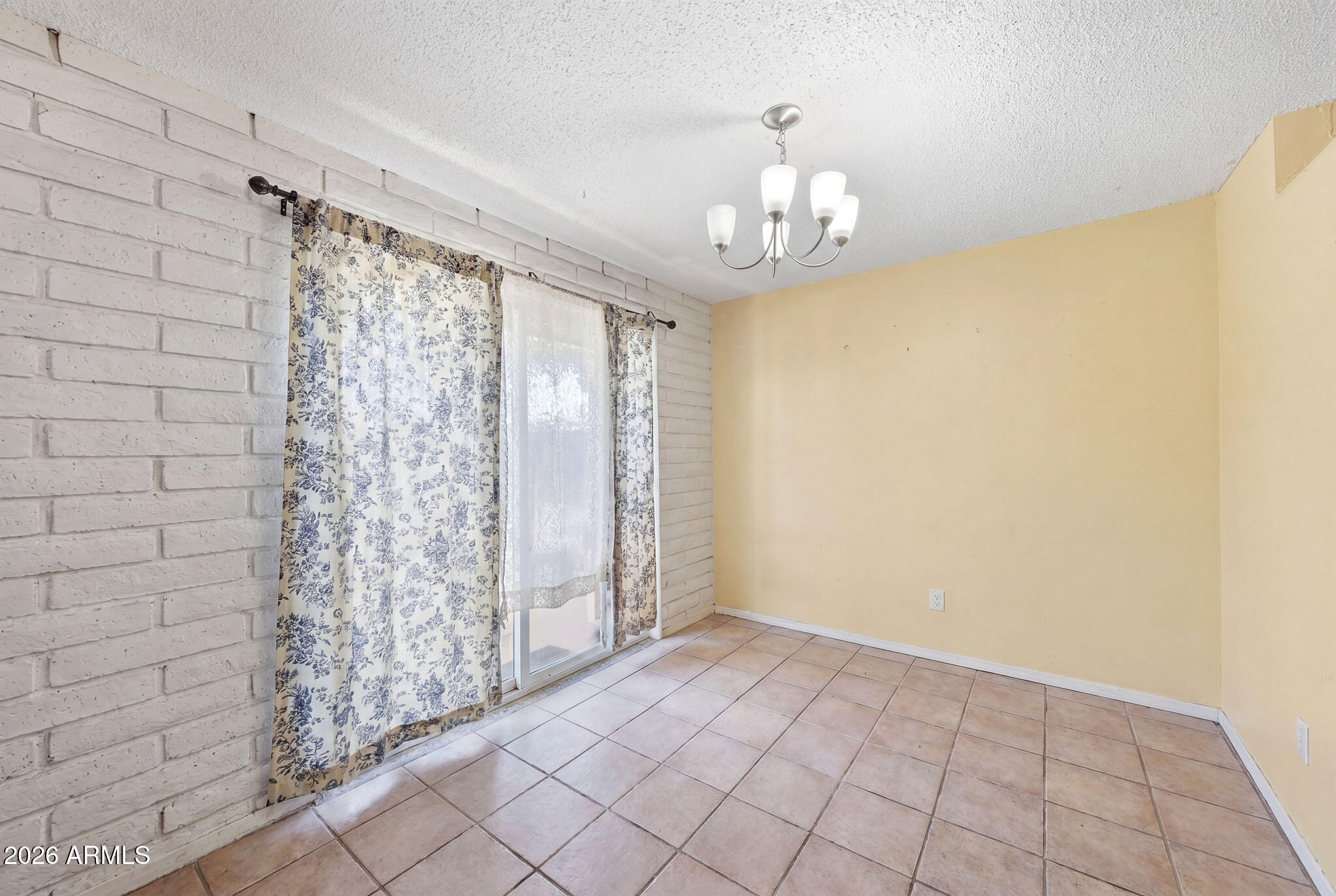 PALOMINO ESTATES - Residential Income