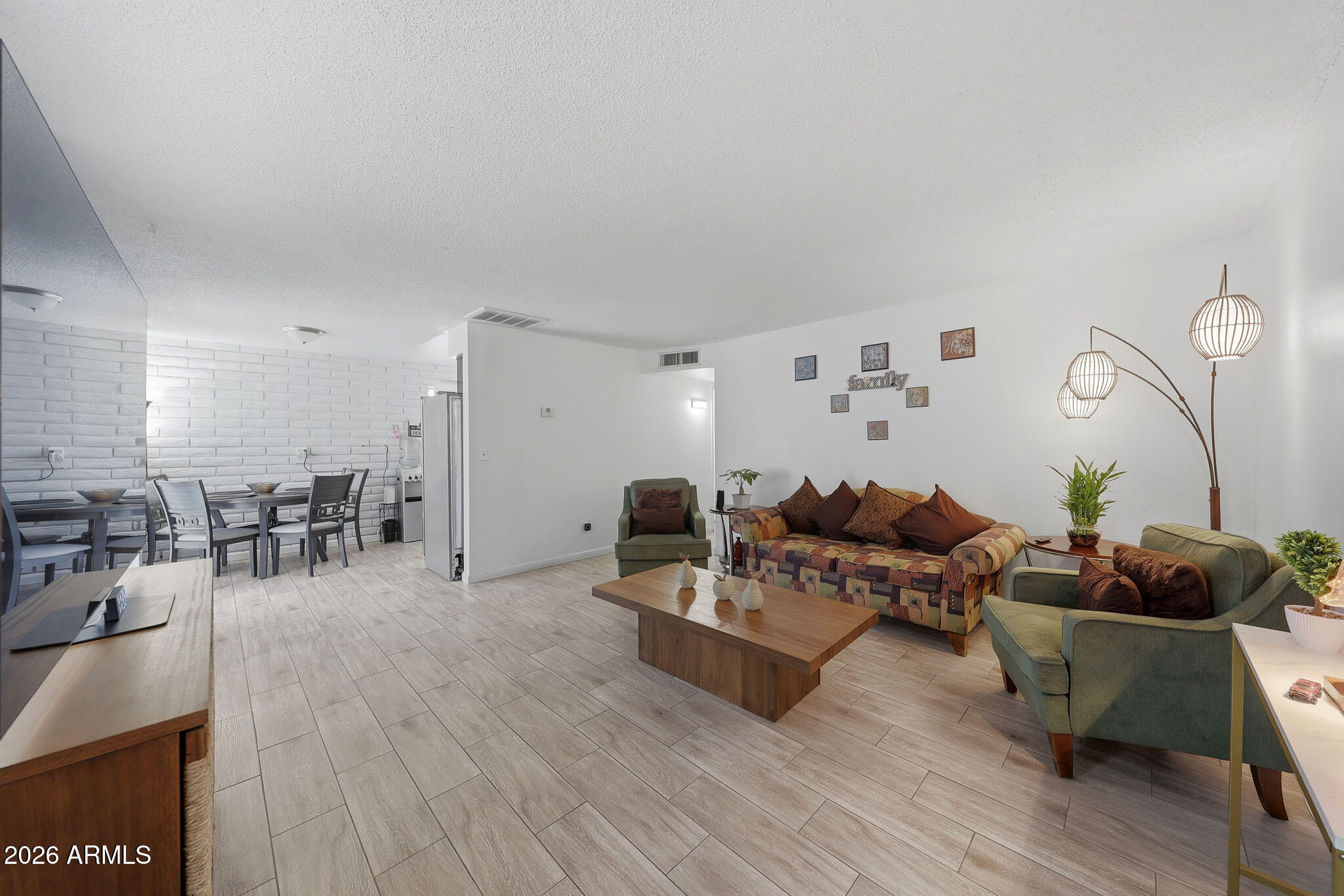 PALOMINO ESTATES - Residential Income