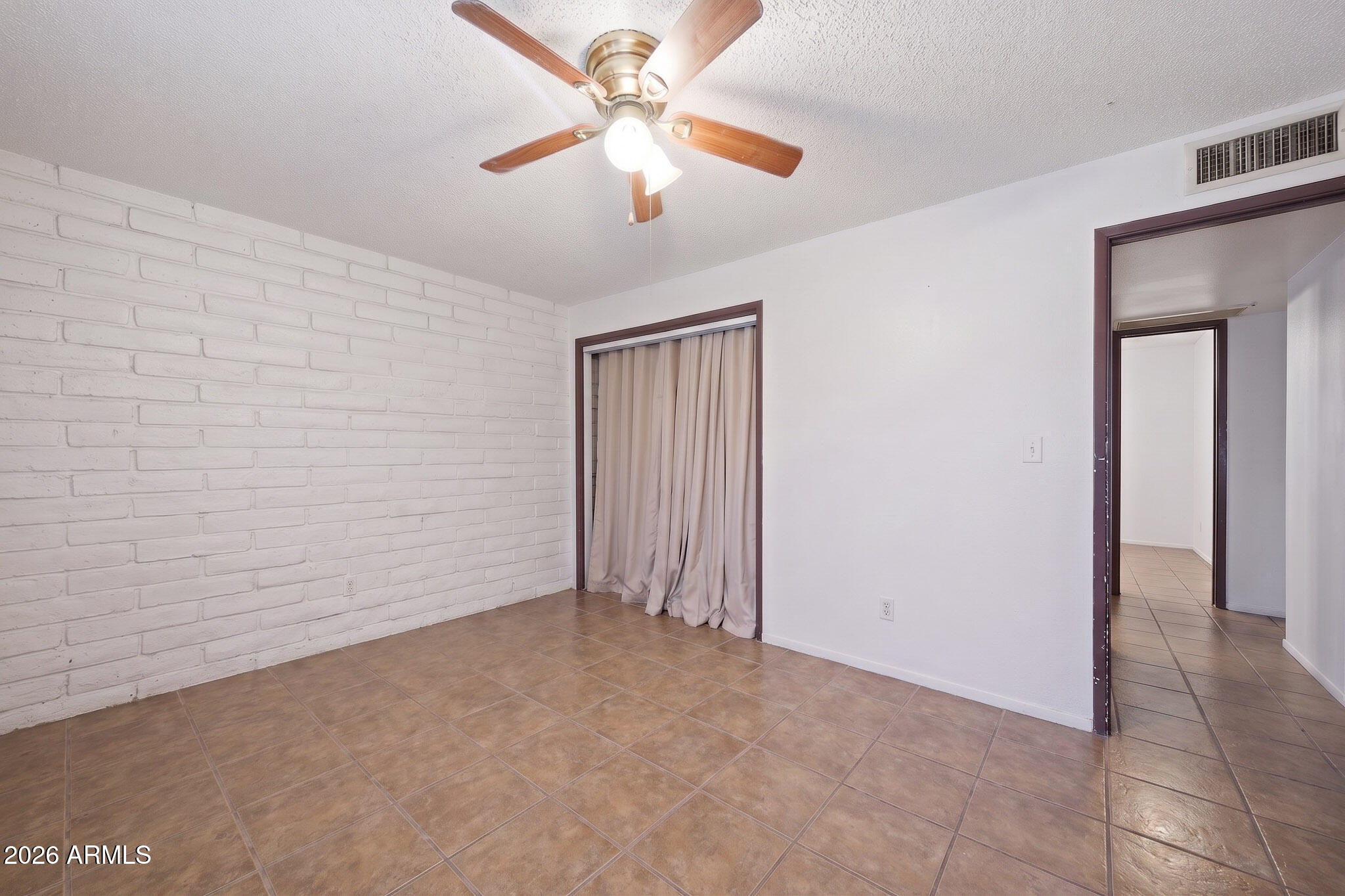 PALOMINO ESTATES - Residential Income