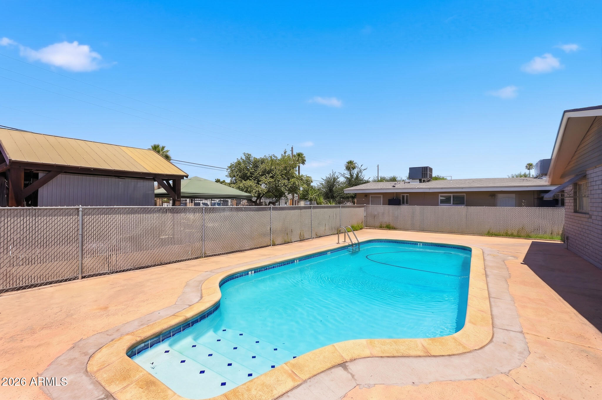 PALOMINO ESTATES - Residential Income
