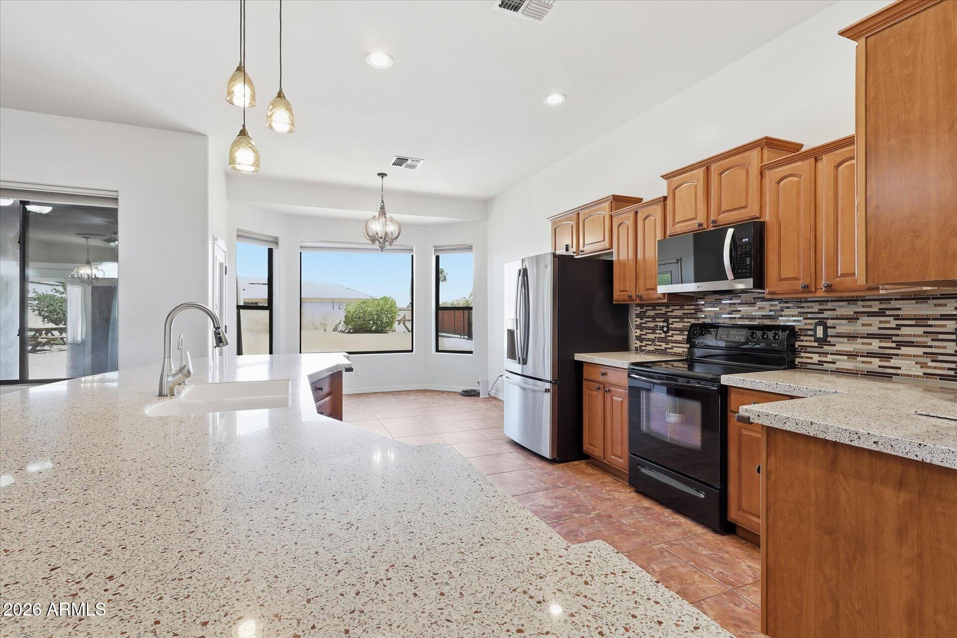 ARIZONA CITY UNIT SEVEN - Residential