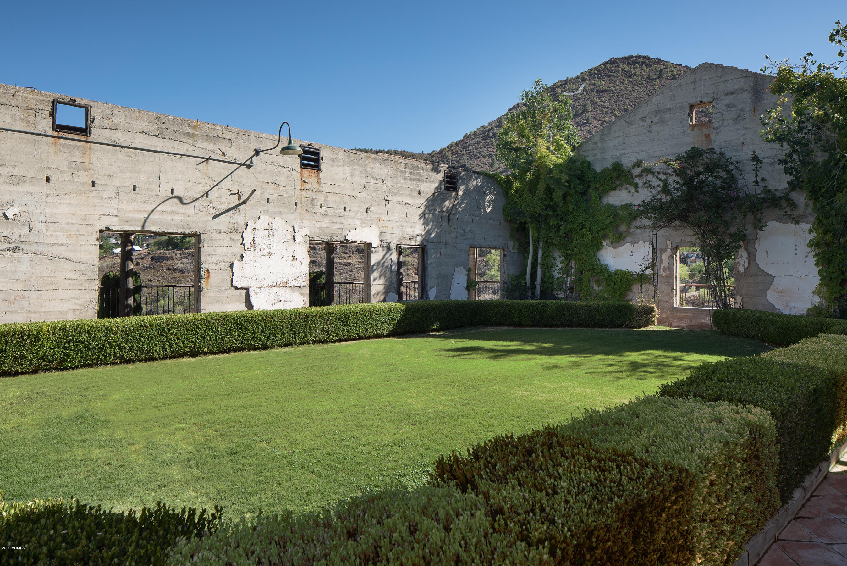 Under 5 Acres - Residential