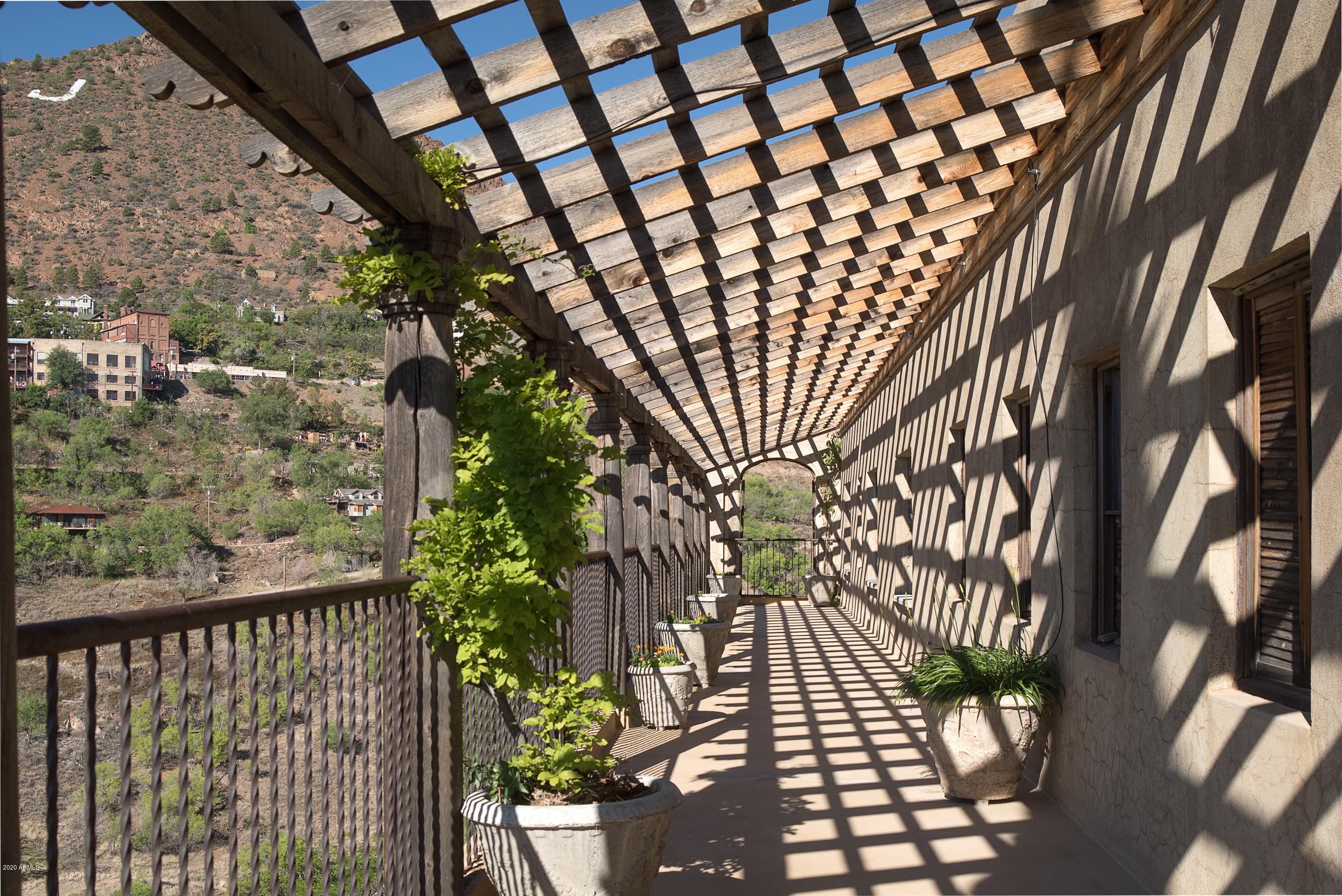 Under 5 Acres - Residential