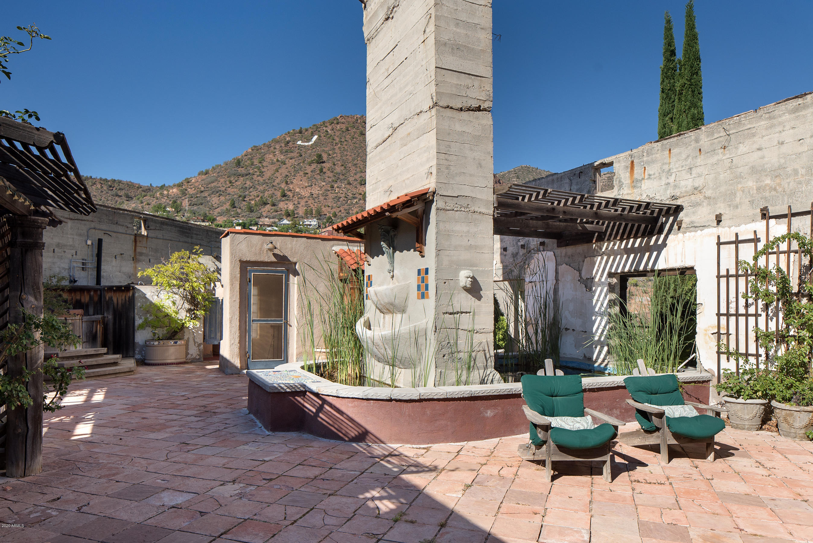 Under 5 Acres - Residential