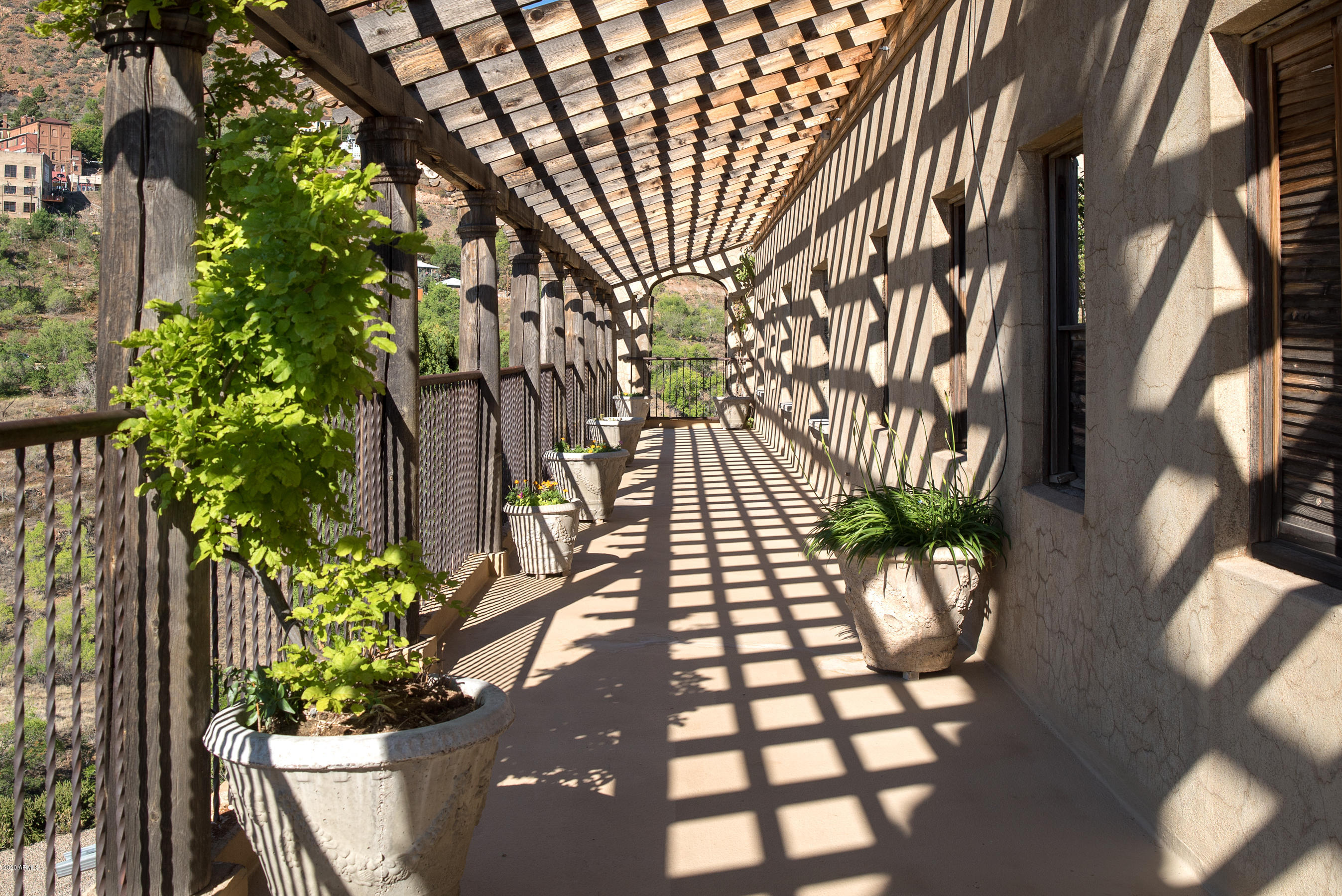 Under 5 Acres - Residential