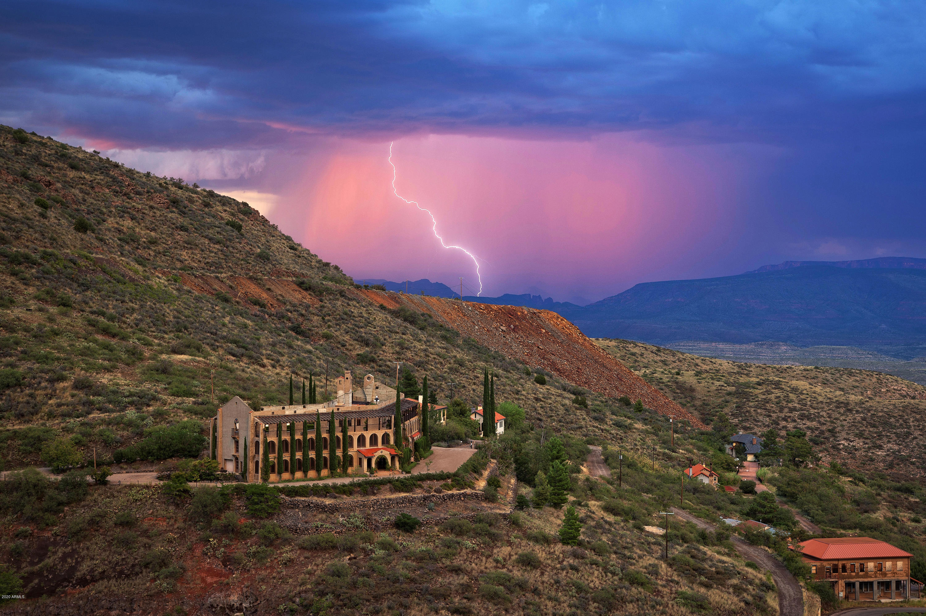 Under 5 Acres - Residential