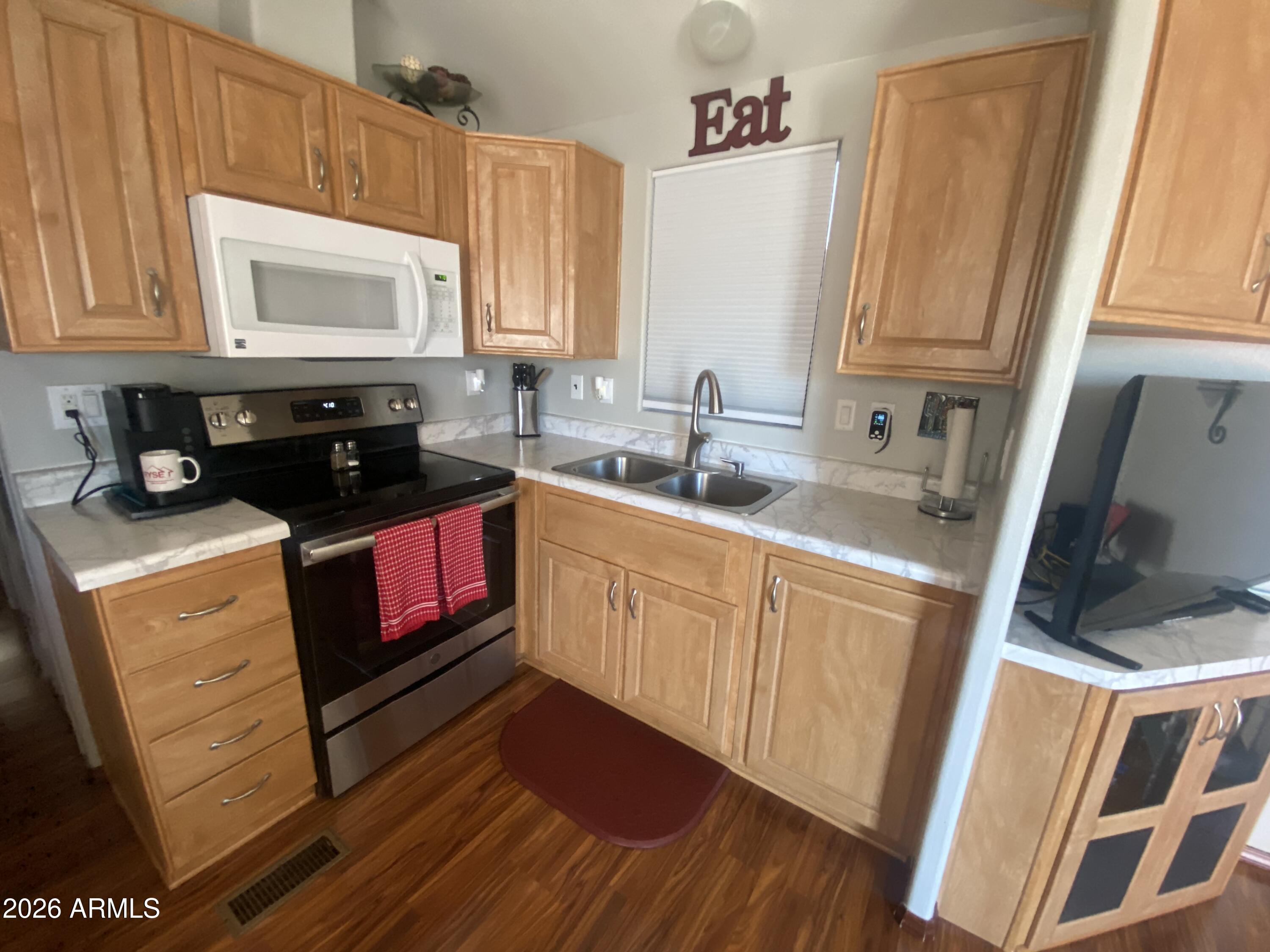 ROADHAVEN RESORT OF APACHE JUNCTION - Land