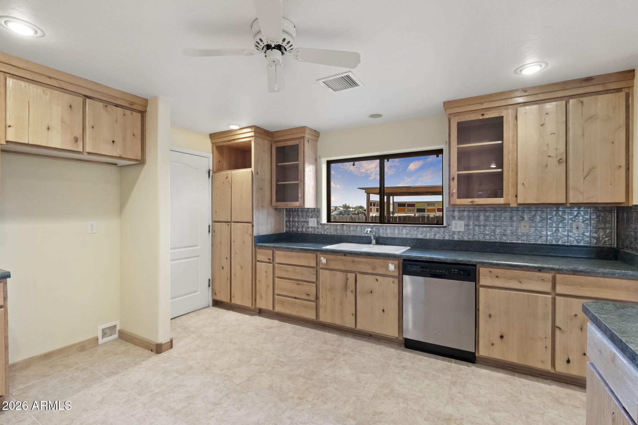 ANTELOPE LAKES UNIT 3 - Residential