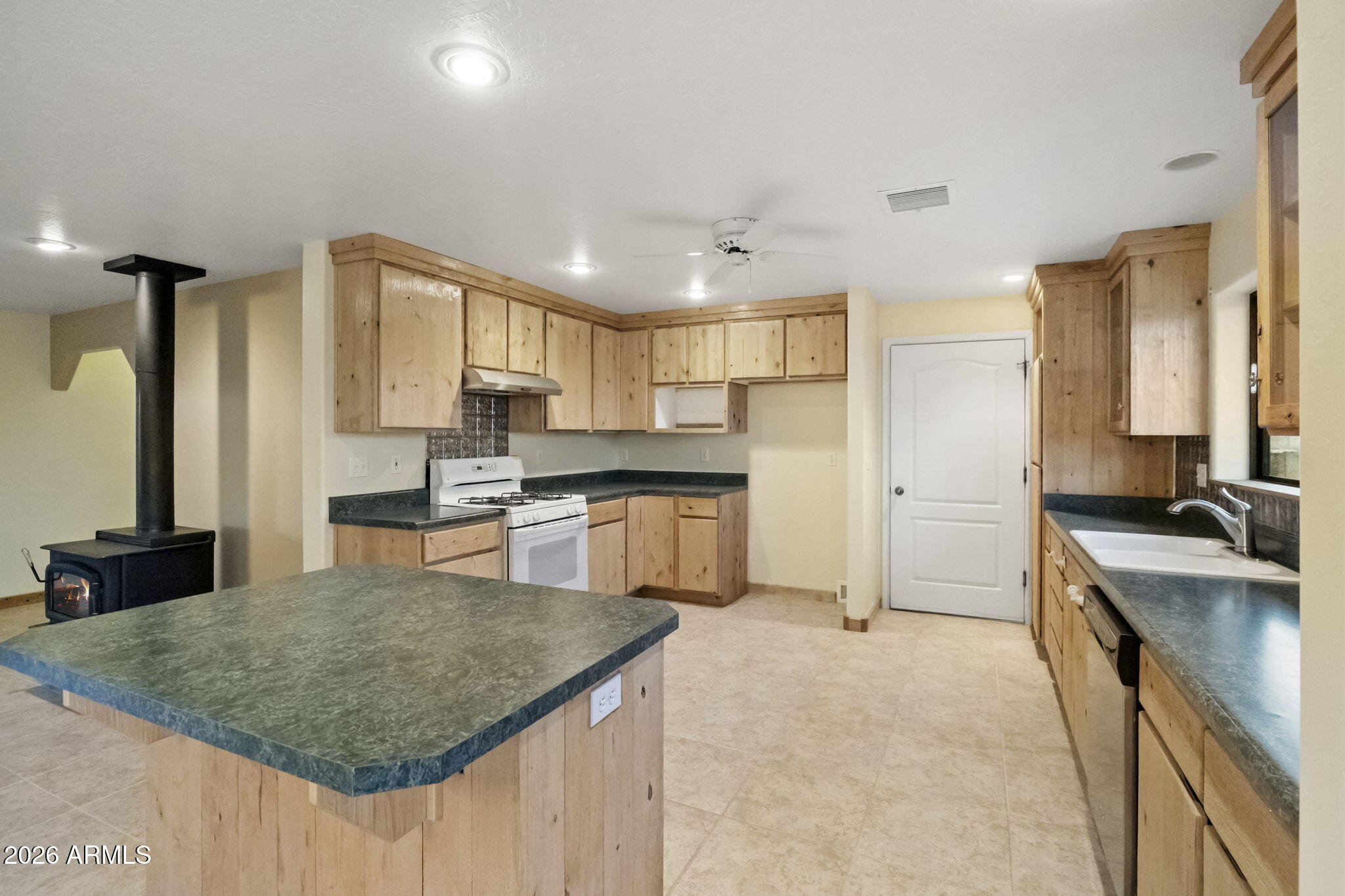 ANTELOPE LAKES UNIT 3 - Residential
