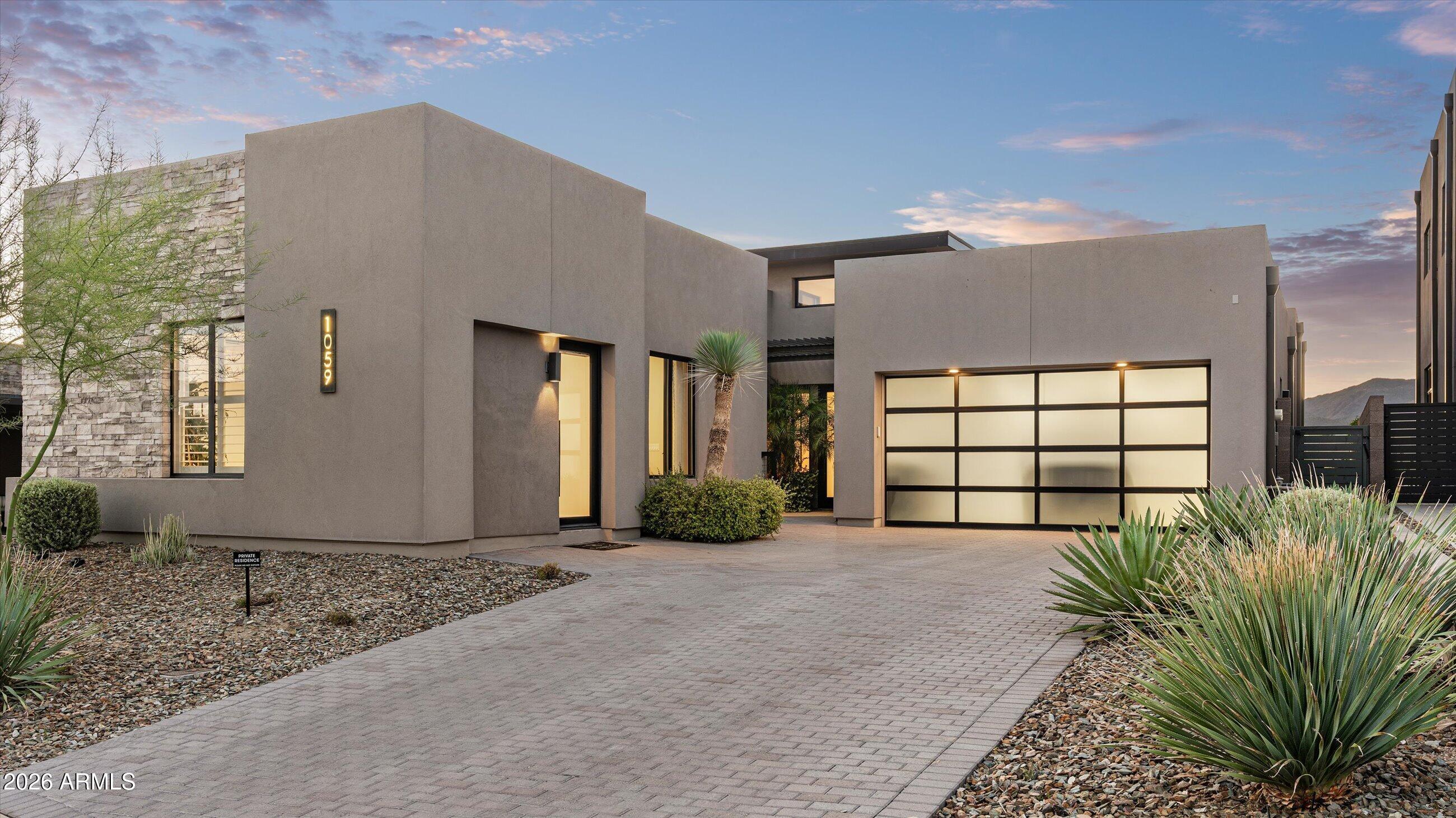 DESERT MOUNTAIN - Residential