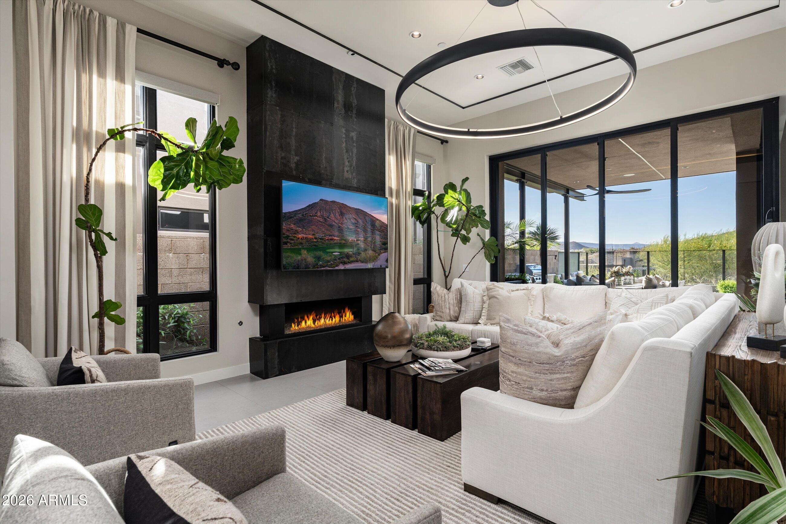 DESERT MOUNTAIN - Residential