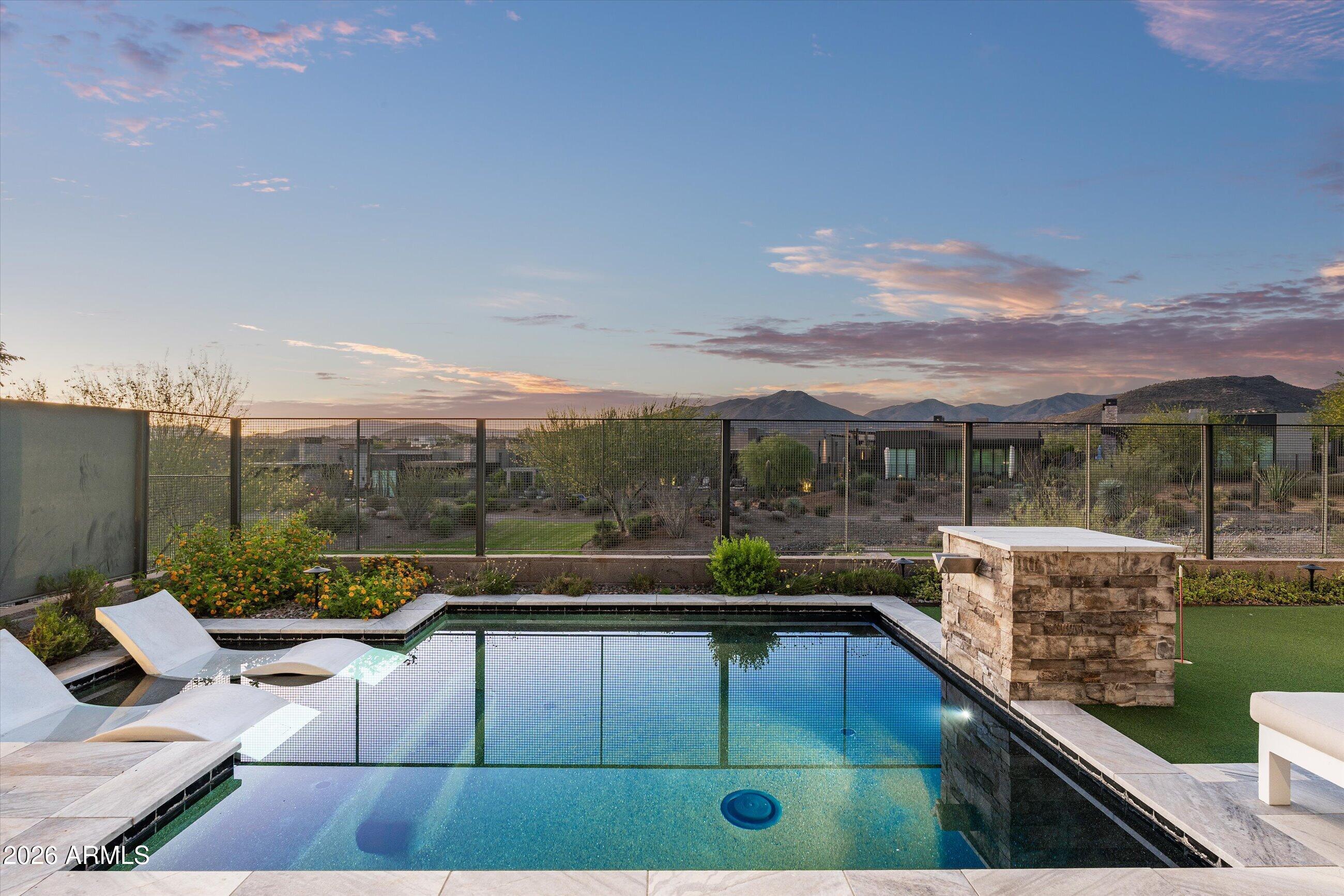 DESERT MOUNTAIN - Residential