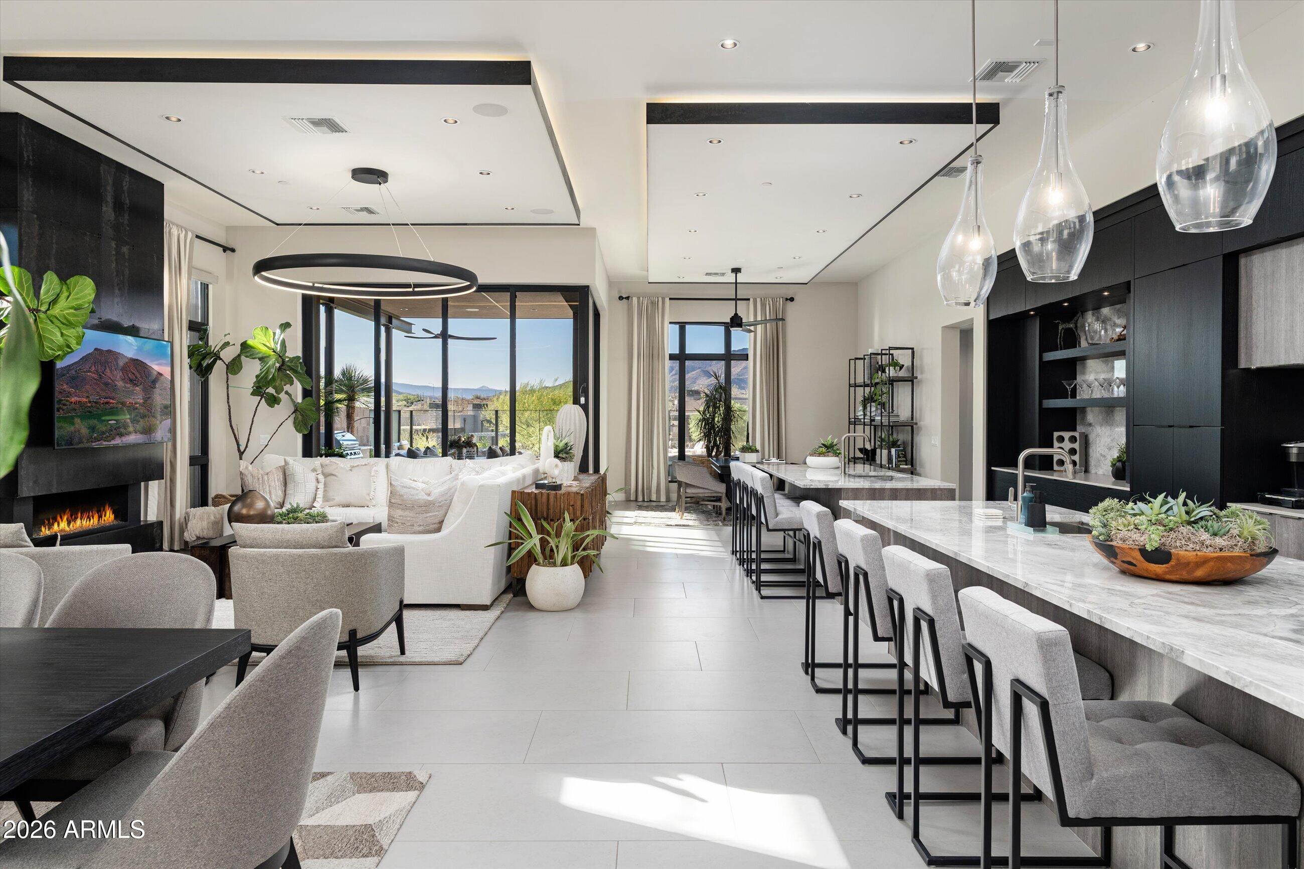 DESERT MOUNTAIN - Residential