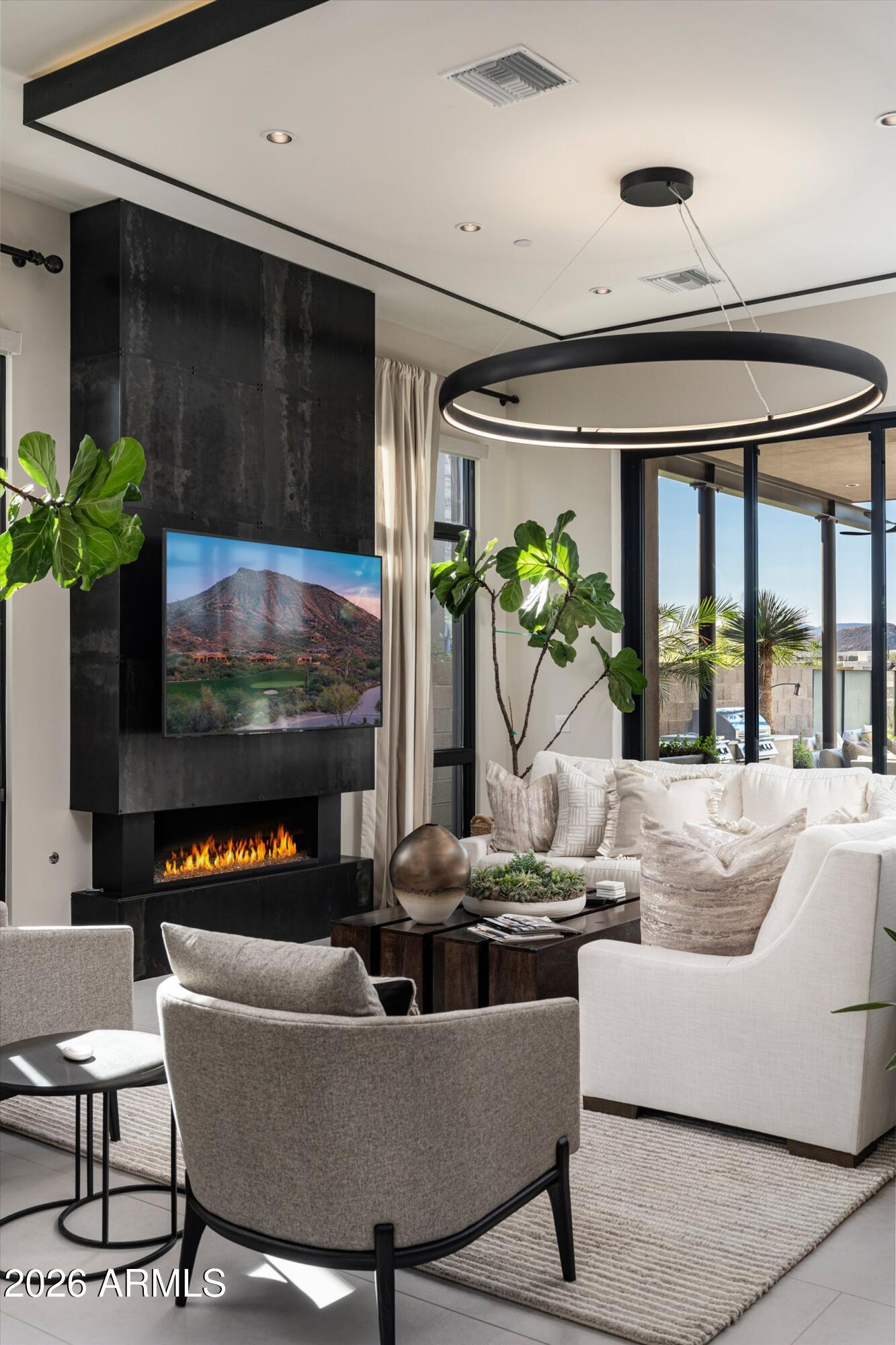 DESERT MOUNTAIN - Residential