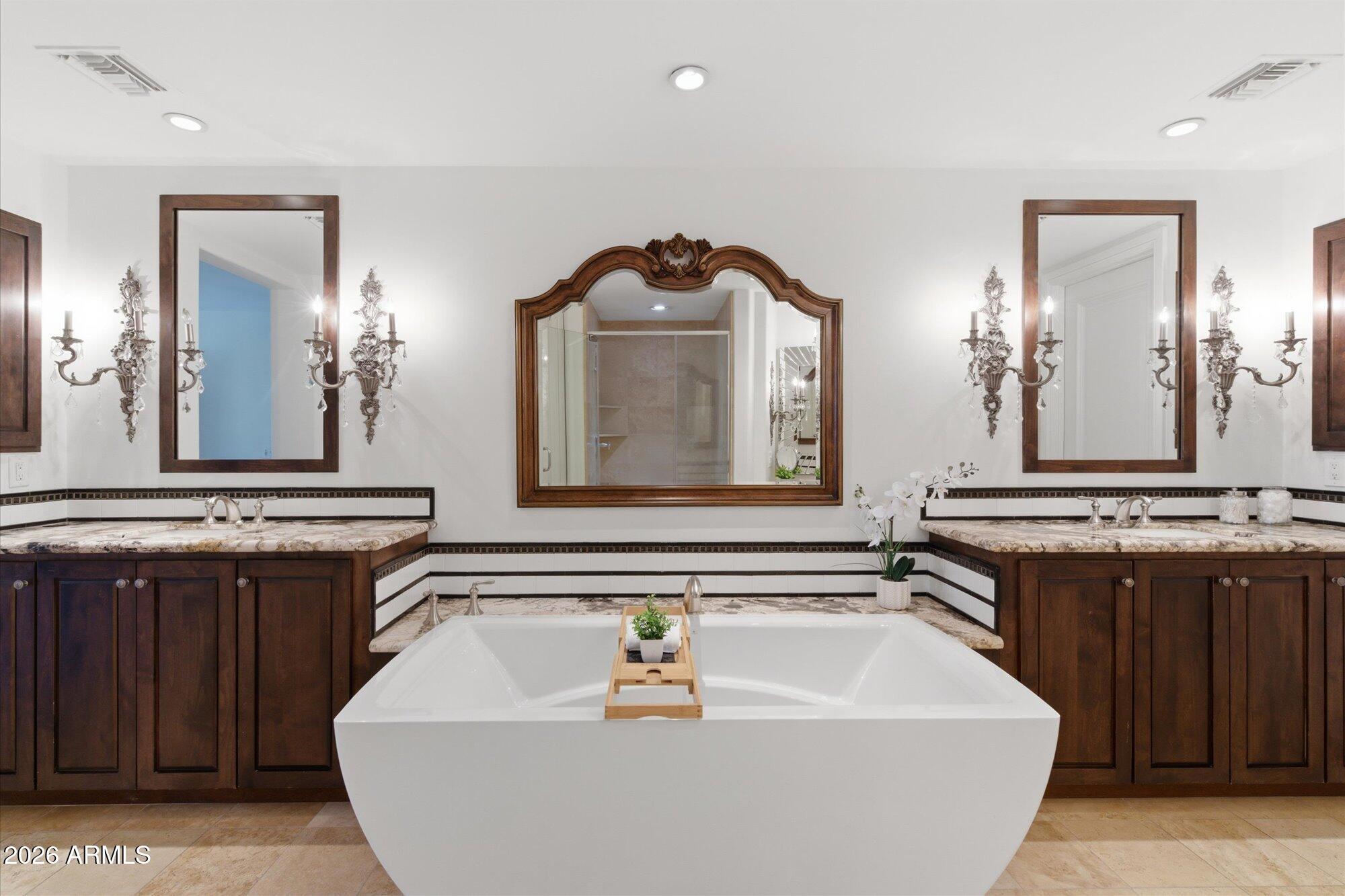 SCOTTSDALE WATERFRONT RESIDENCES CONDOMINIUM - Residential