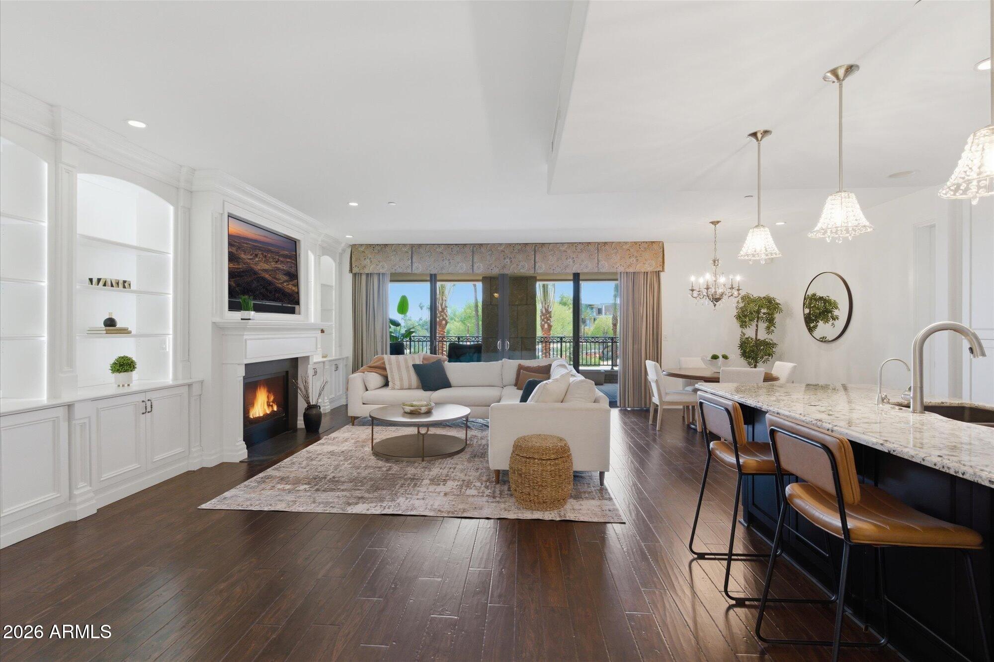 SCOTTSDALE WATERFRONT RESIDENCES CONDOMINIUM - Residential